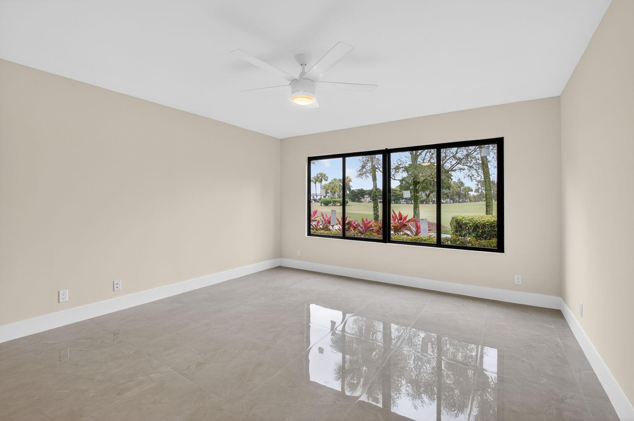 15350 Strathearn Drive 12501 Property Photo 8
