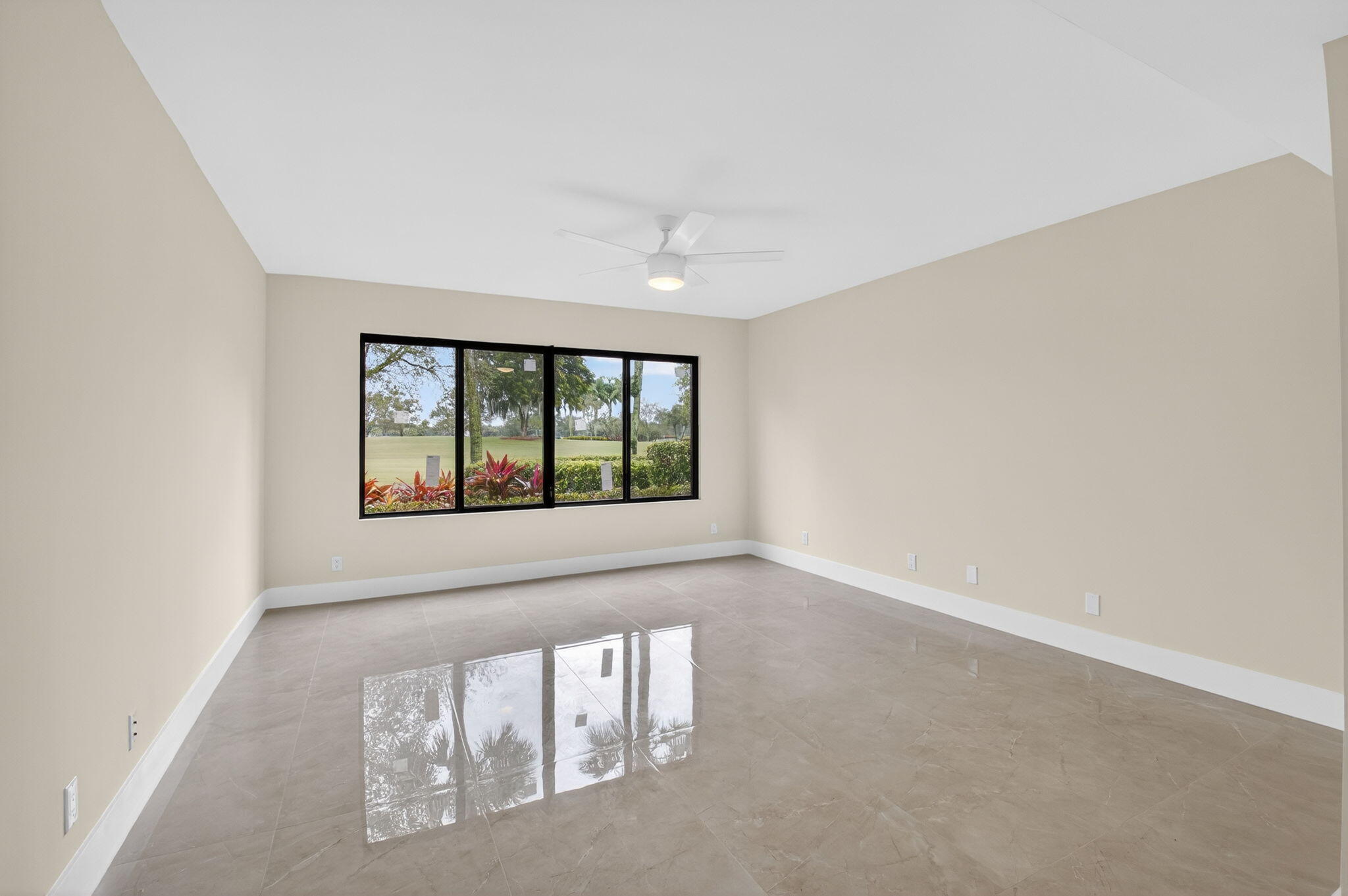 15350 Strathearn Drive 12501 Property Photo 9