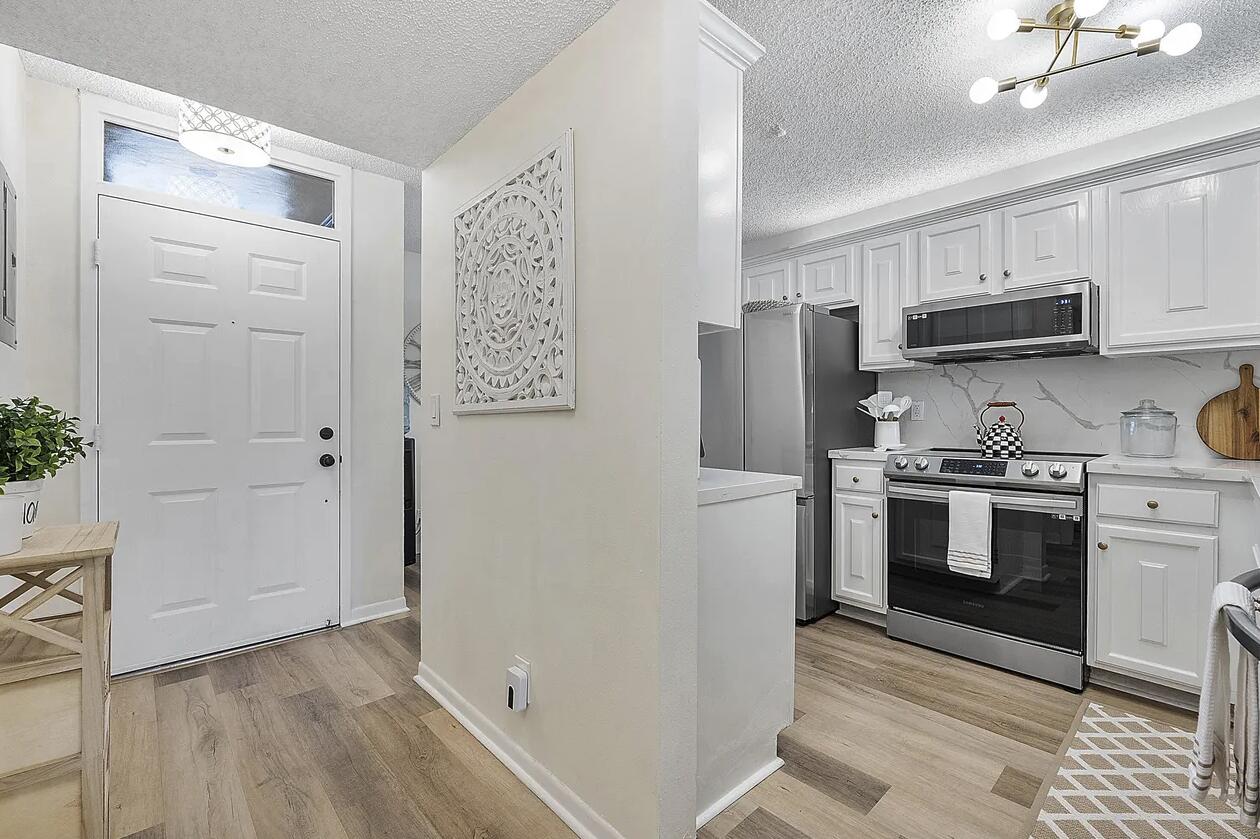 5722 Coral Lake Drive 210 Property Photo 13