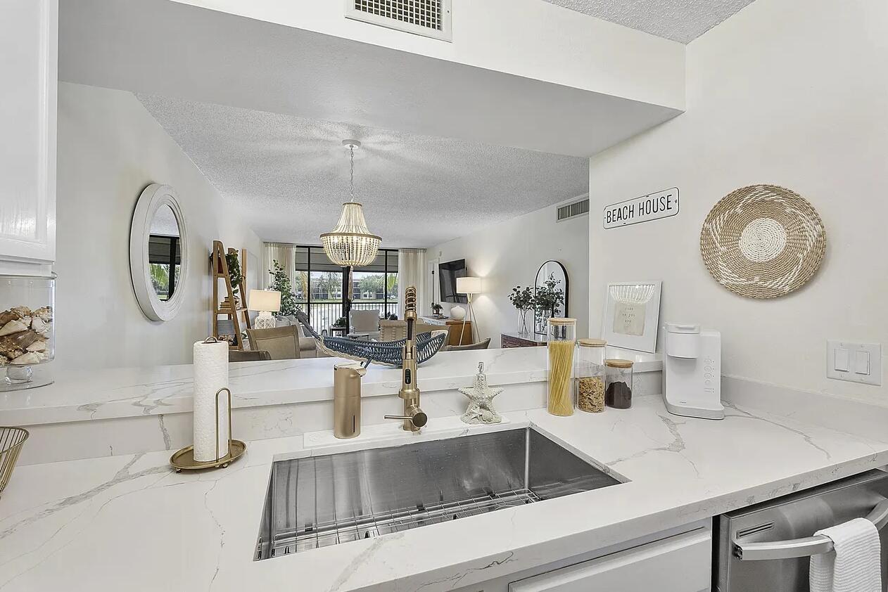 5722 Coral Lake Drive 210 Property Photo 15
