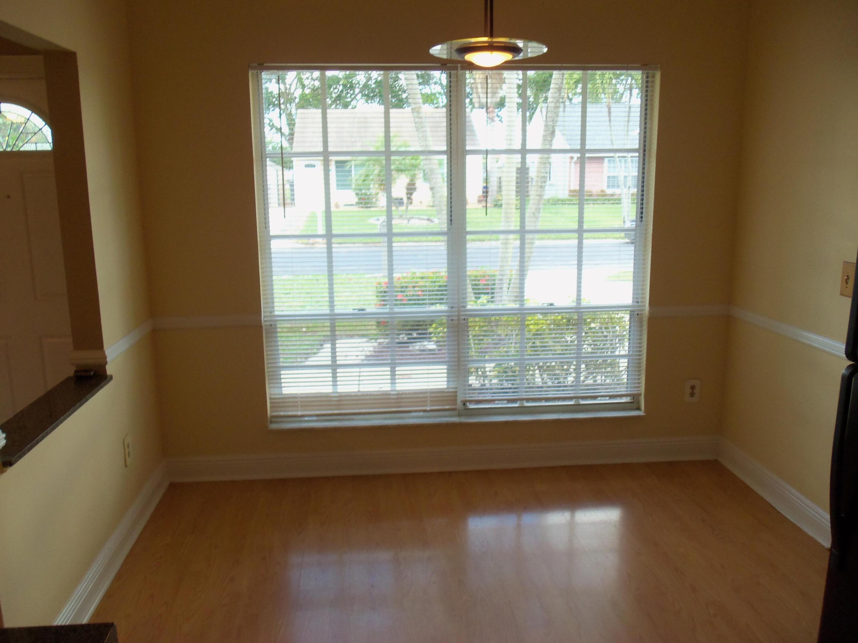 5664 Pebble Brook Lane Property Photo 6