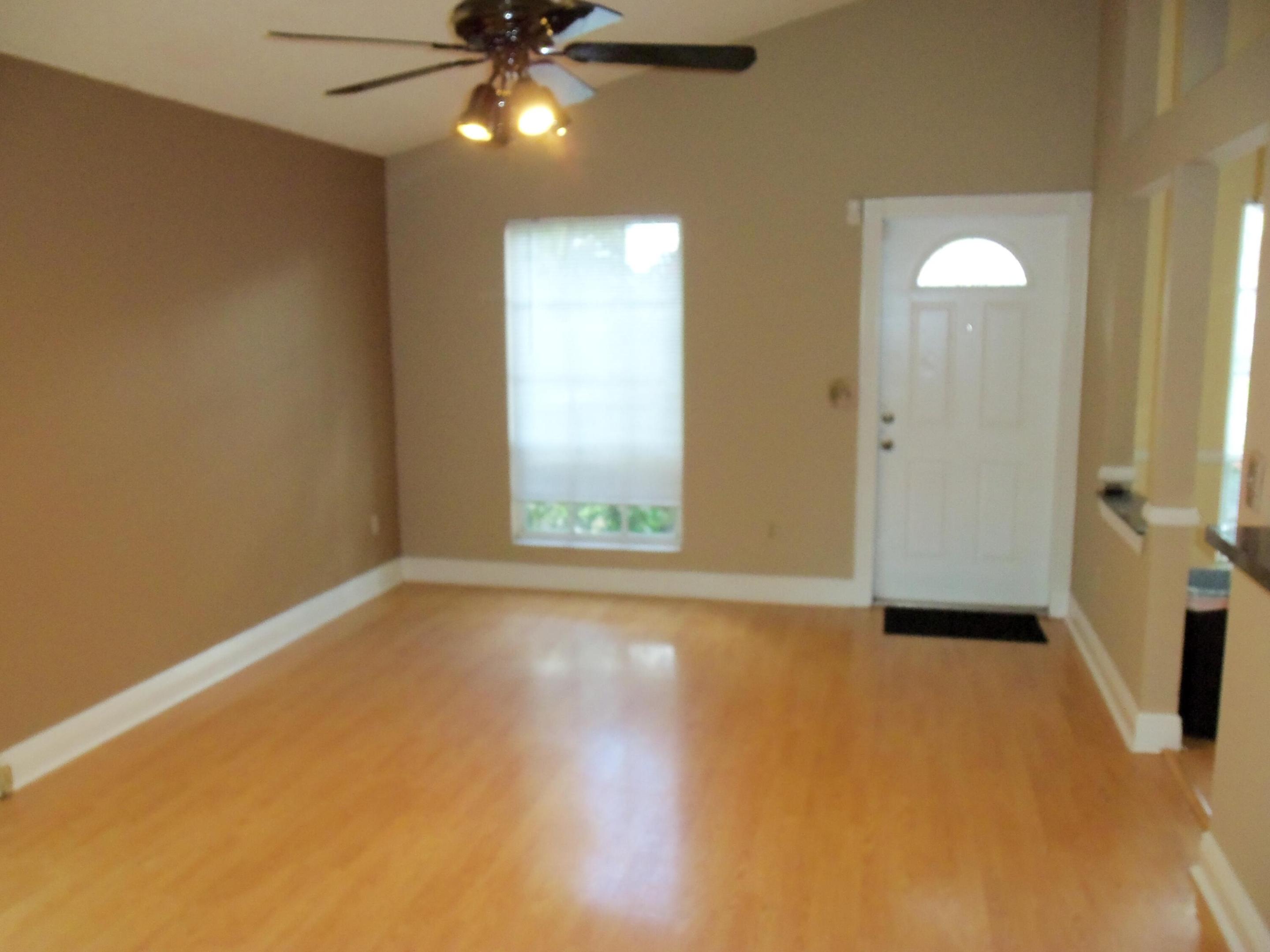 5664 Pebble Brook Lane Property Photo 8