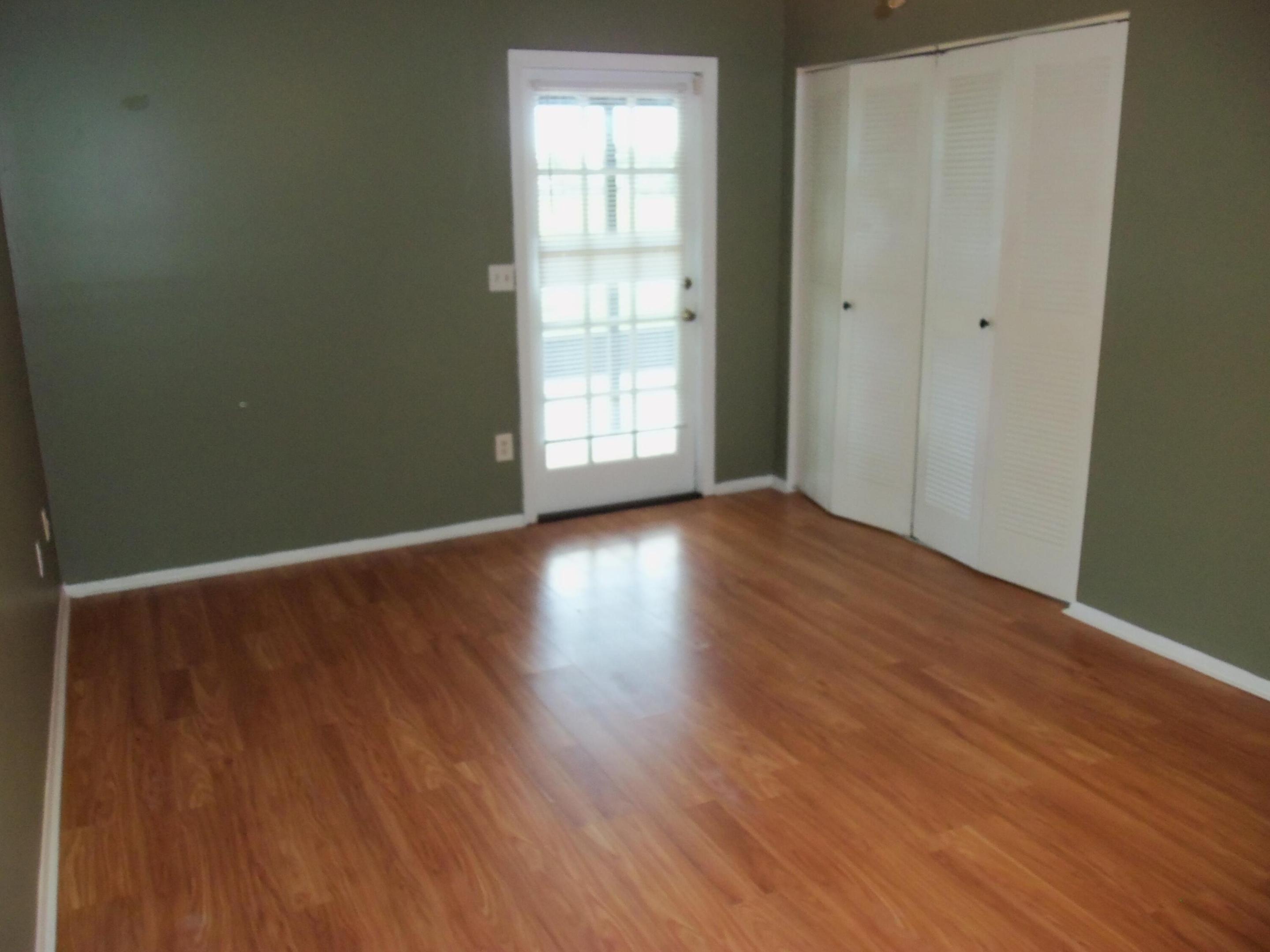 5664 Pebble Brook Lane Property Photo 12