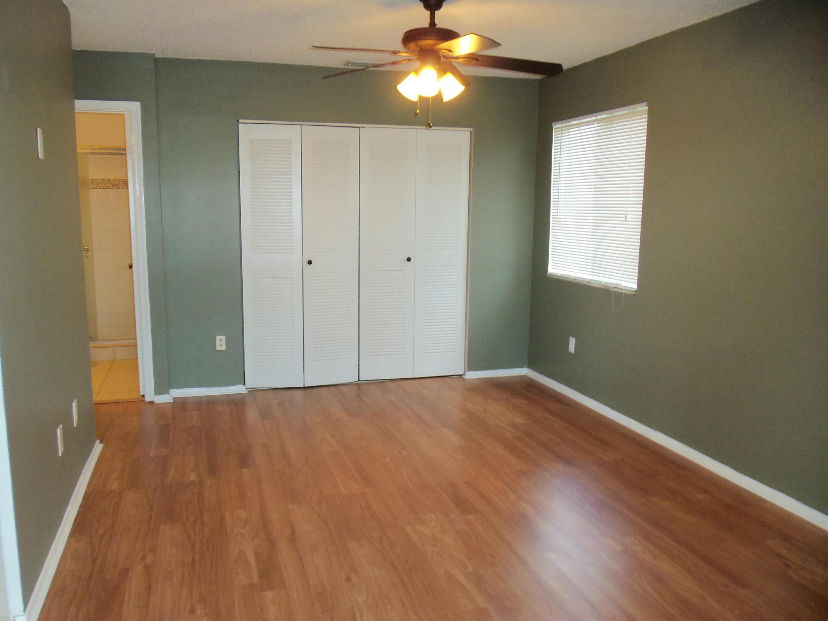5664 Pebble Brook Lane Property Photo 13