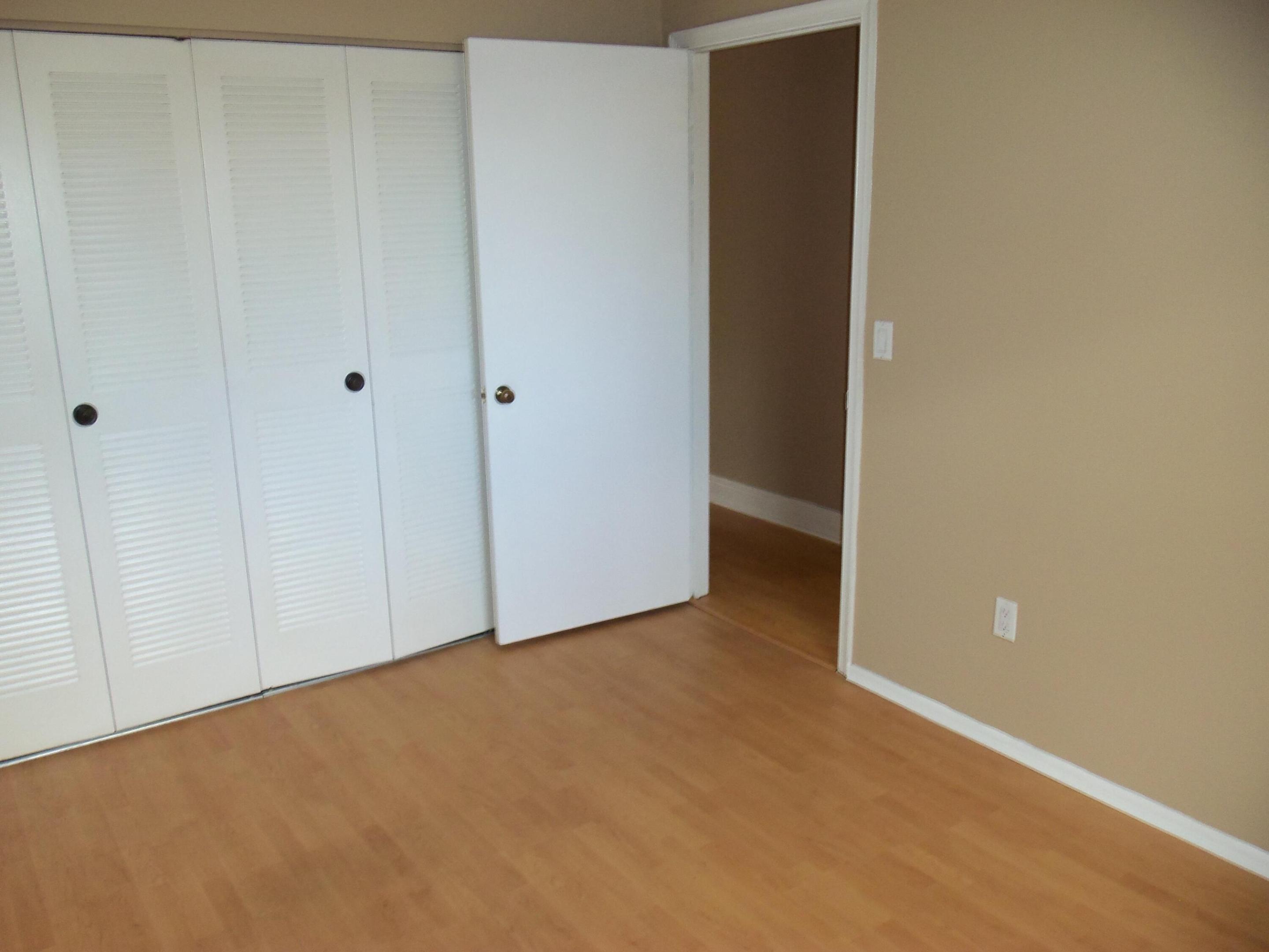 5664 Pebble Brook Lane Property Photo 20