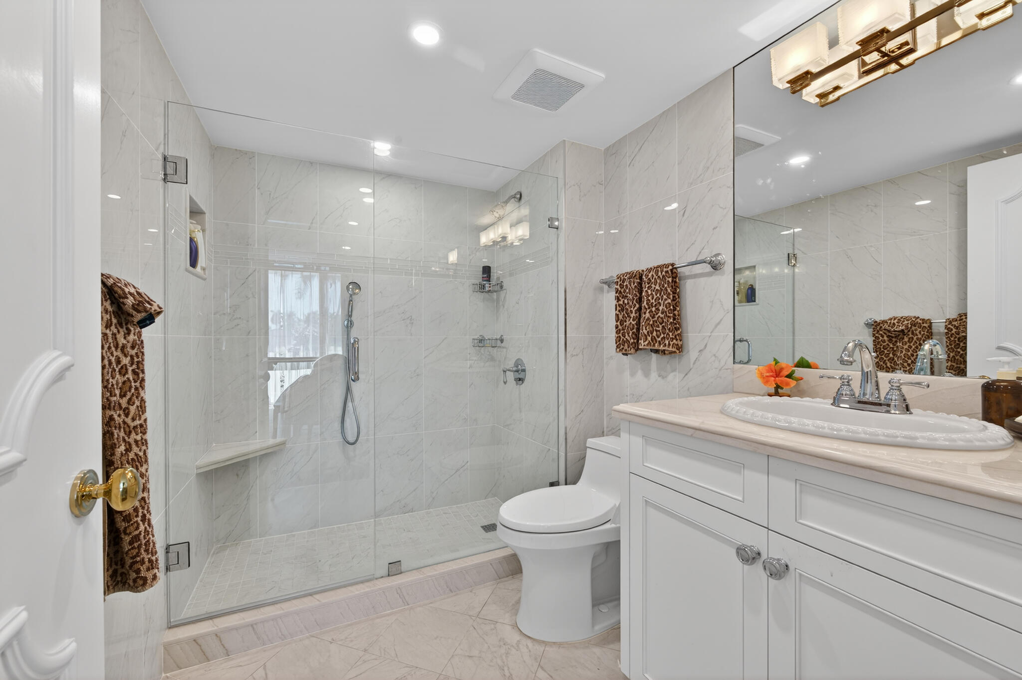 227 Australian Avenue 2c Property Photo 16