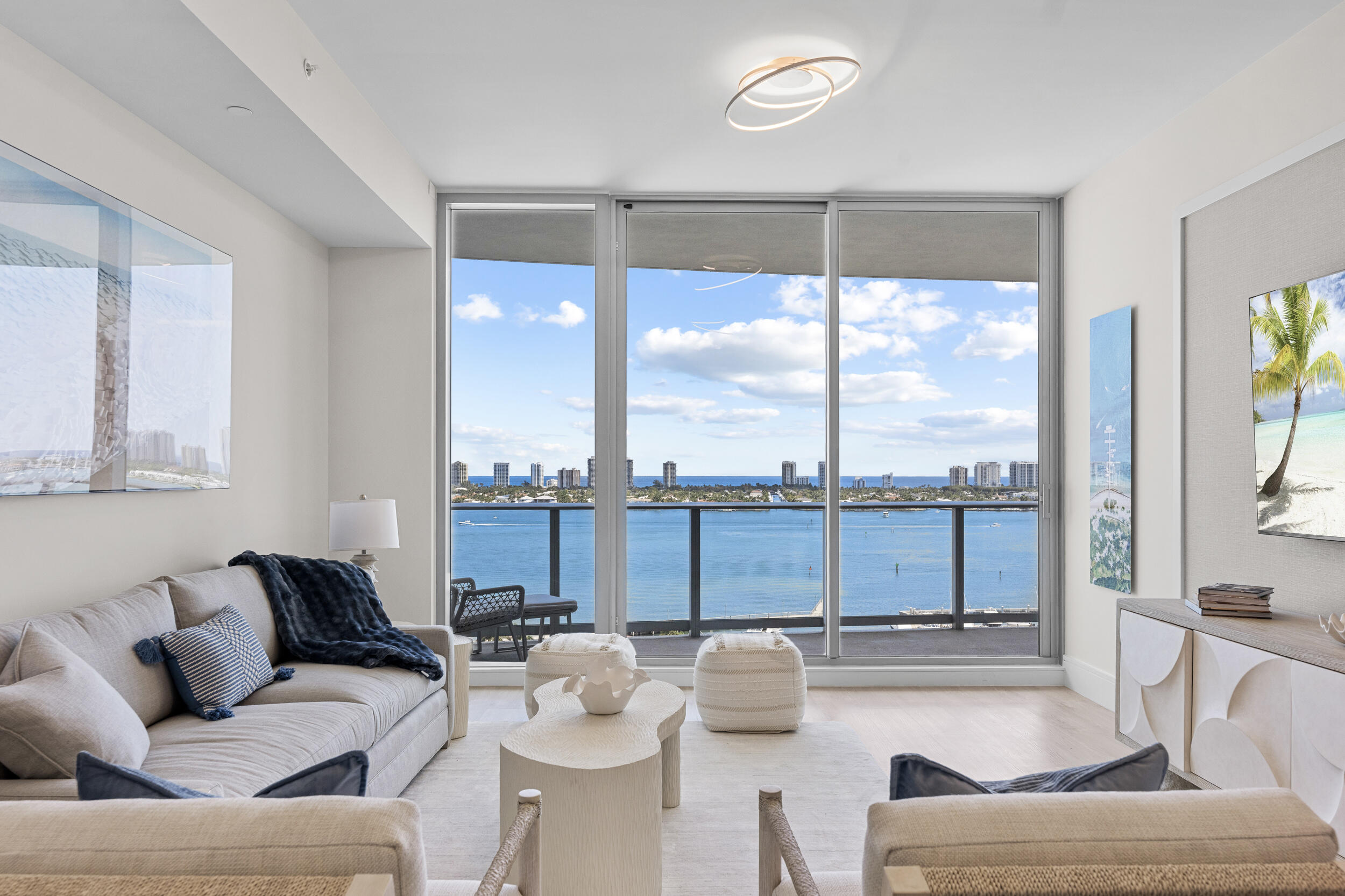 220 Lake Shore Drive 1410 Property Photo 8