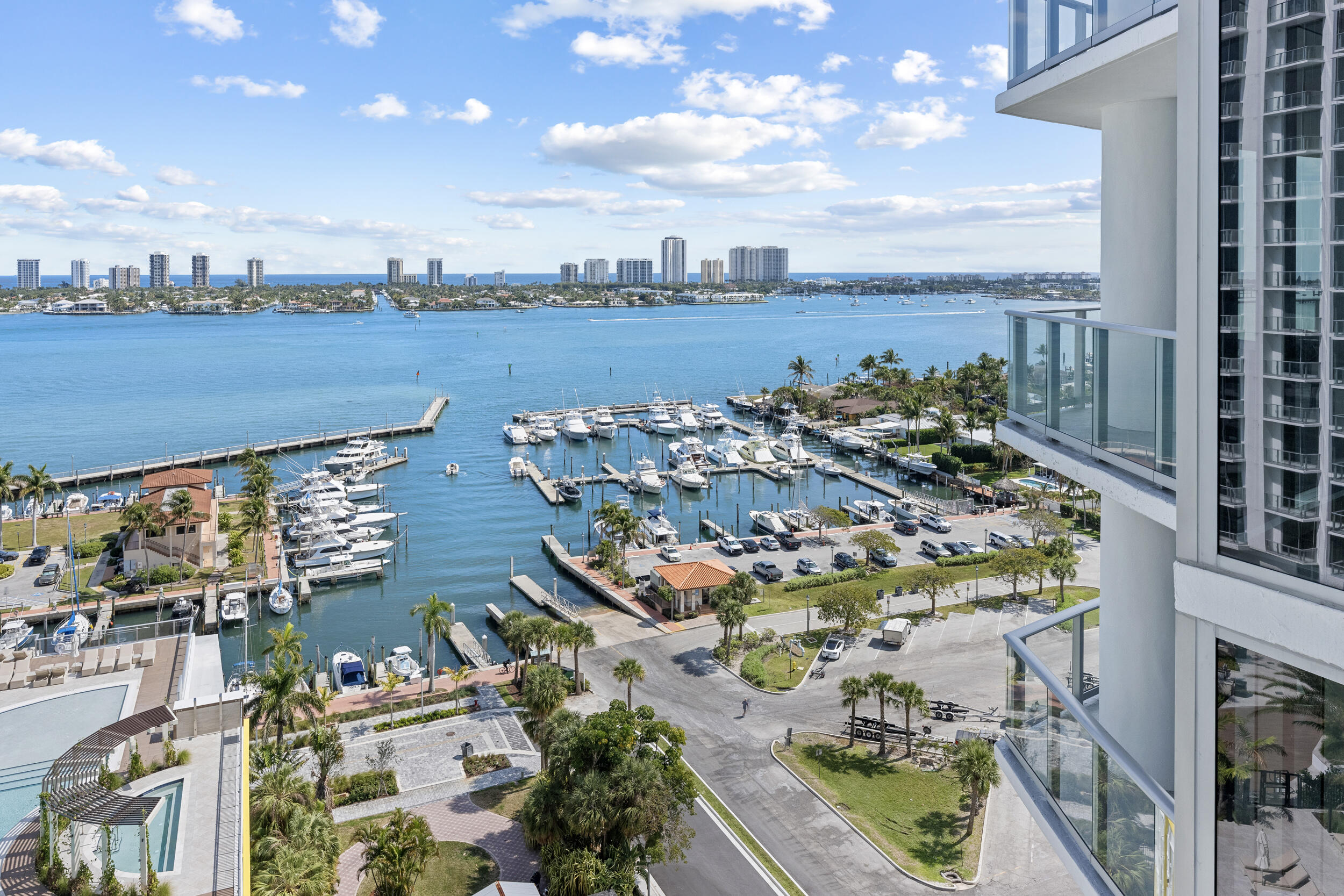 220 Lake Shore Drive 1410 Property Photo 19