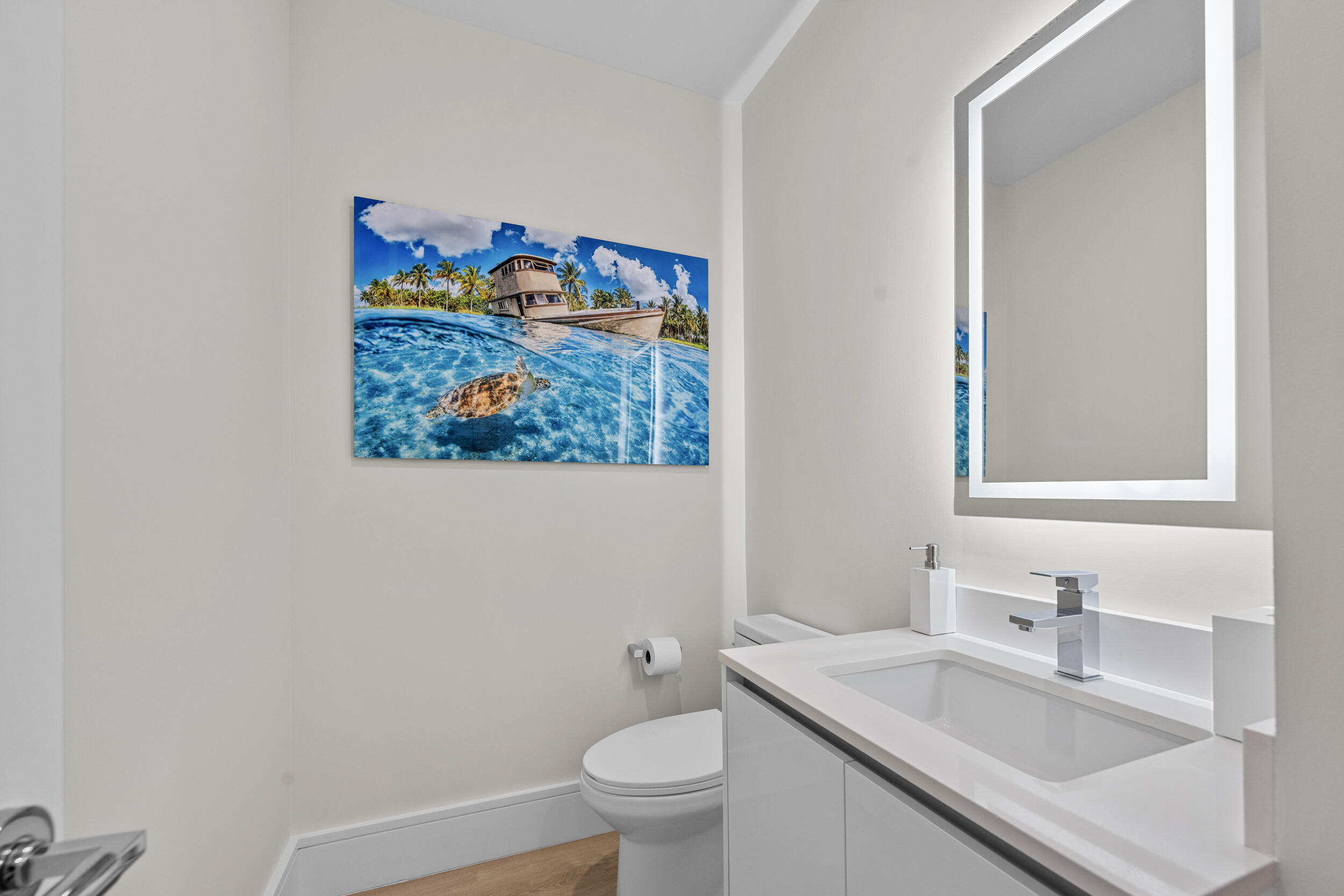 220 Lake Shore Drive 1410 Property Photo 26