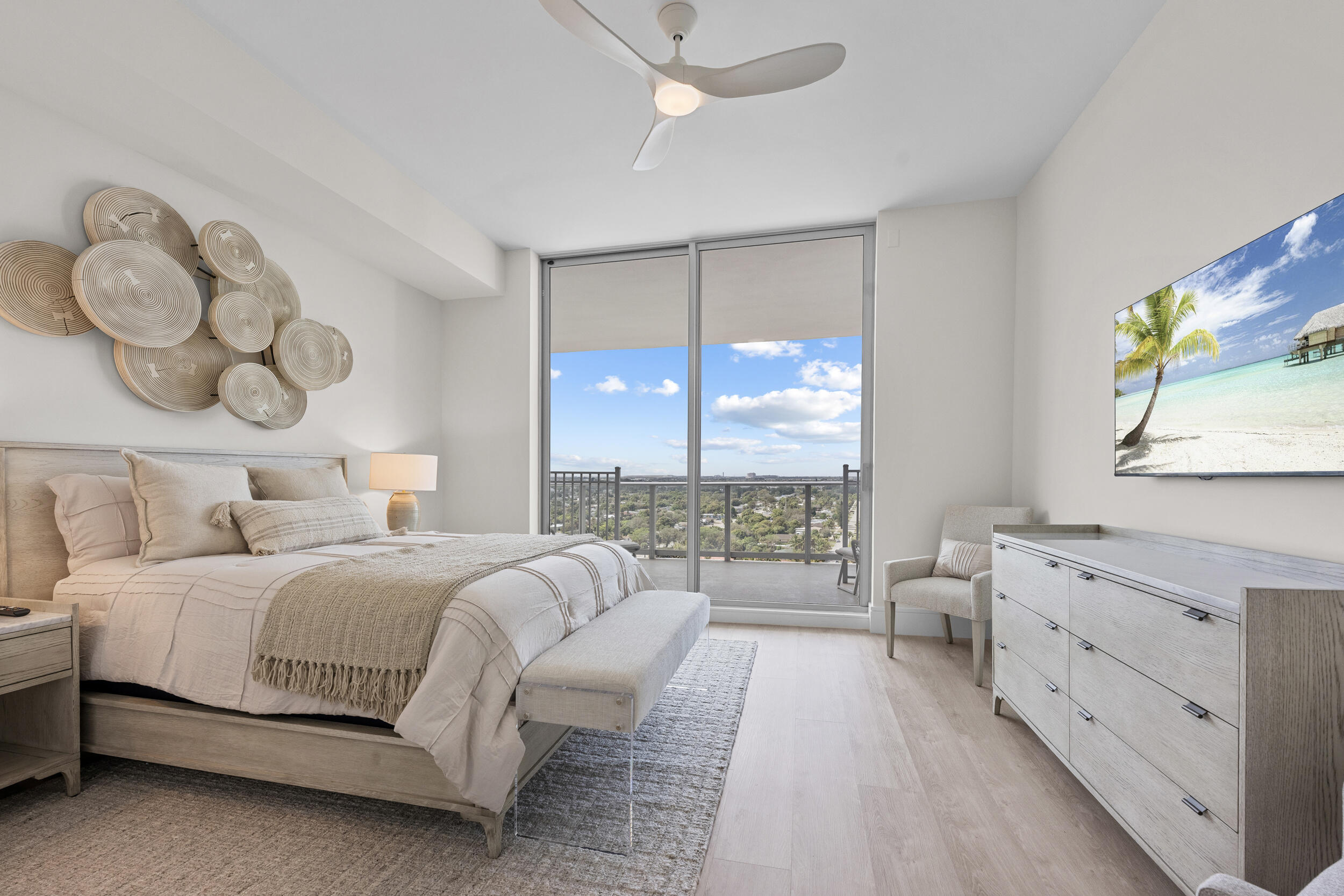220 Lake Shore Drive 1410 Property Photo 28