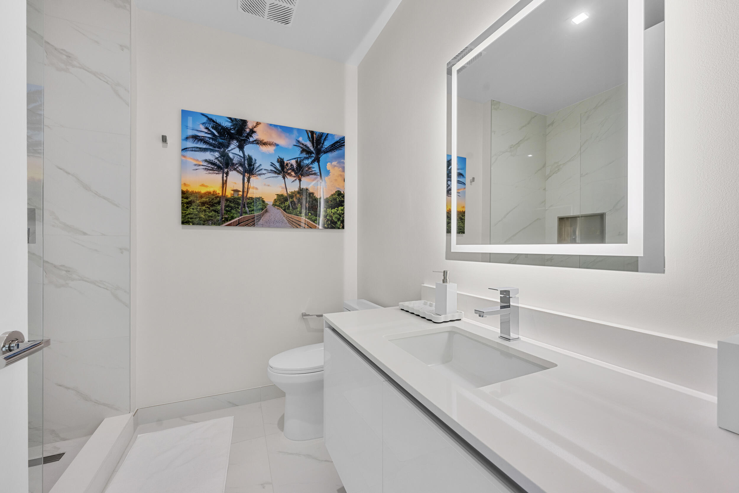 220 Lake Shore Drive 1410 Property Photo 33