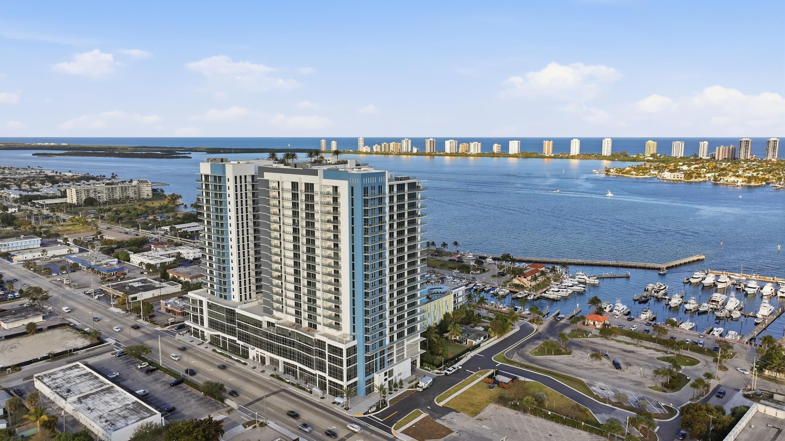 220 Lake Shore Drive 1410 Property Photo 39