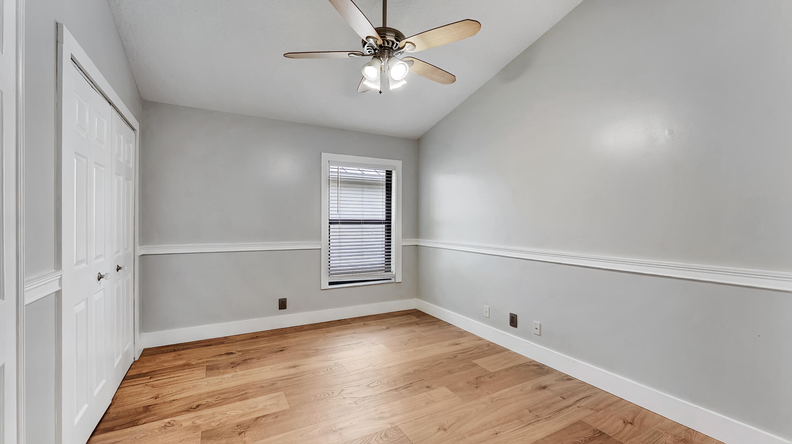 535 Enfield Court Property Photo 27