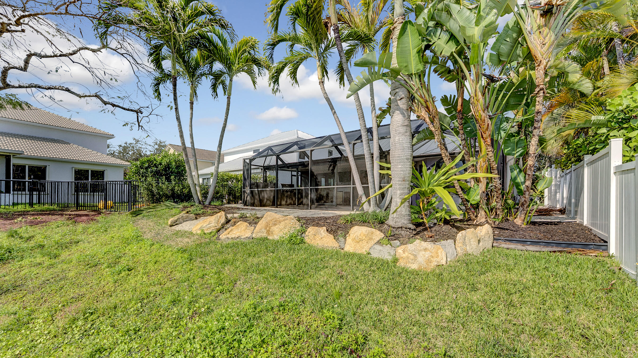 535 Enfield Court Property Photo 34