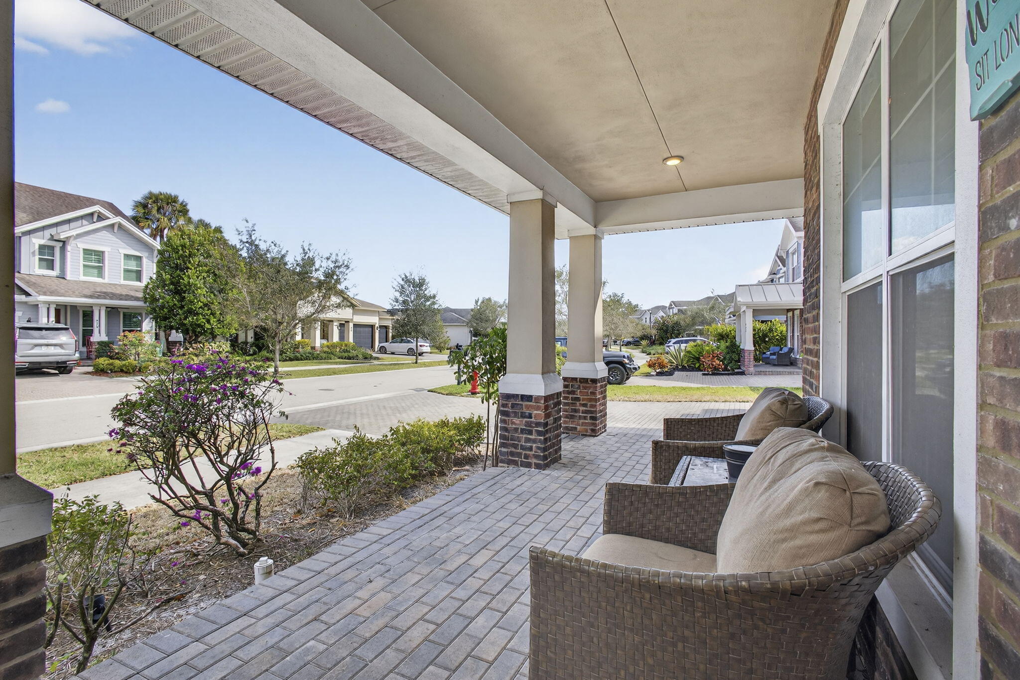 929 Sterling Pine Place Property Photo 4