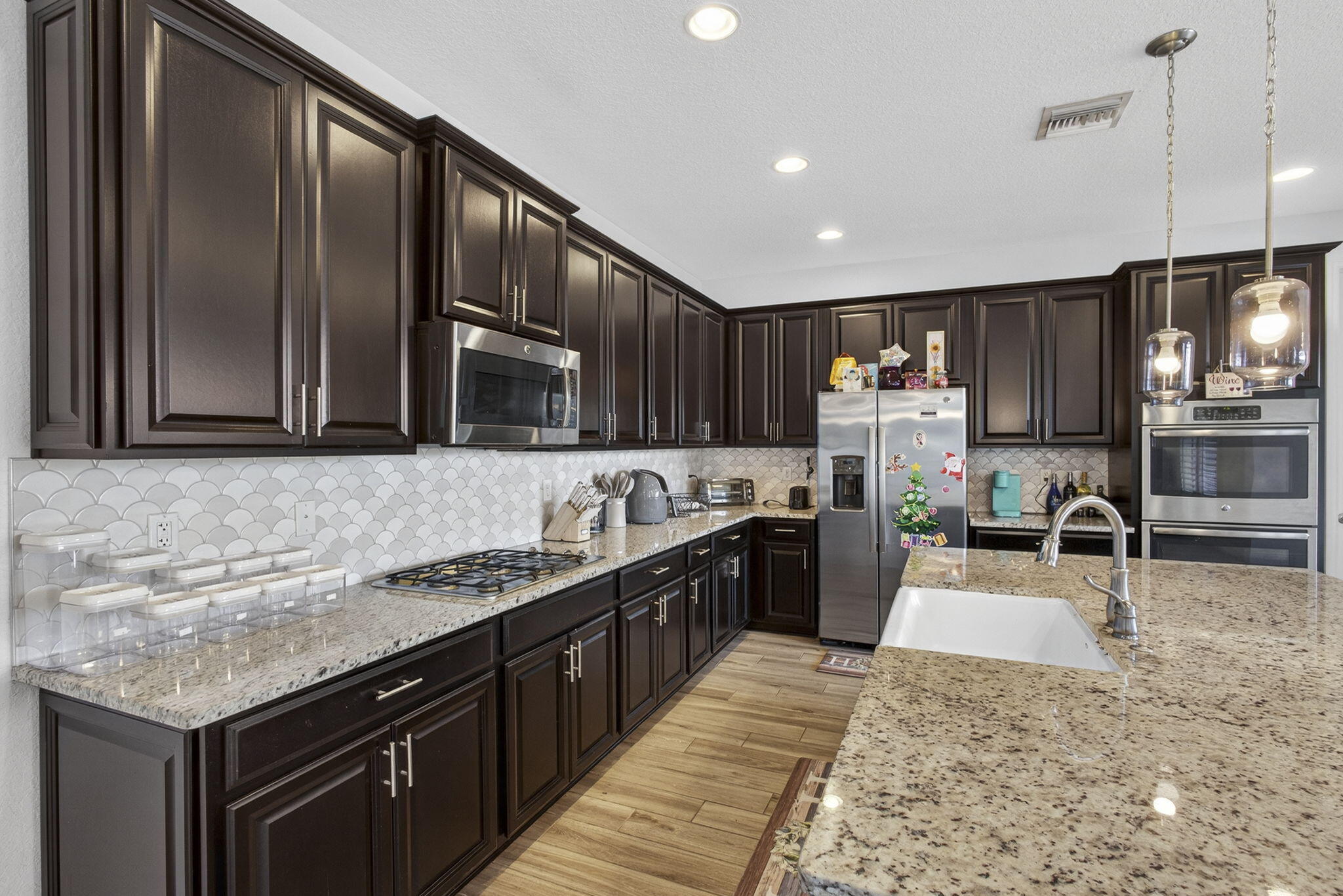 929 Sterling Pine Place Property Photo 18