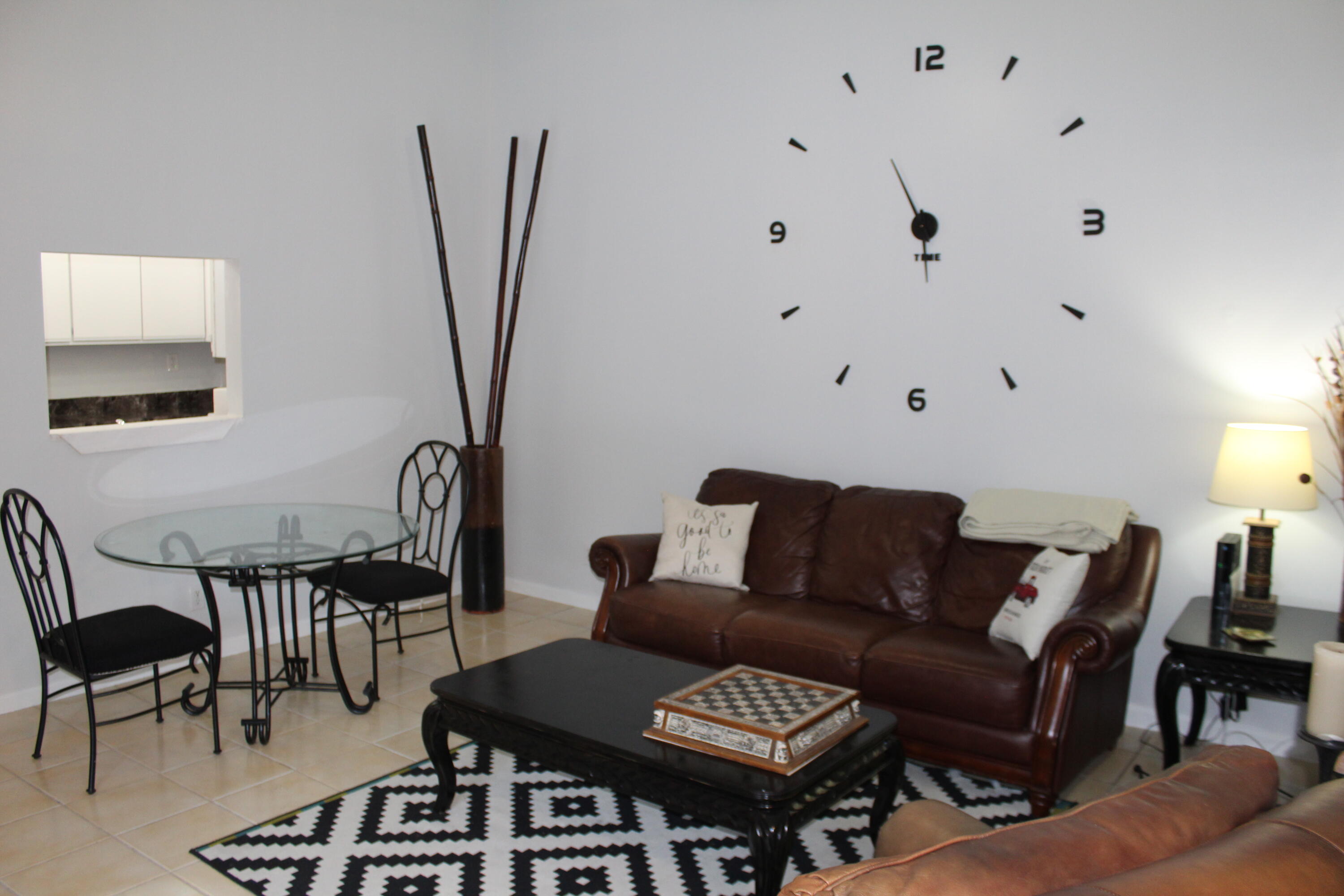 1509 Hawthorne Place Property Photo 3