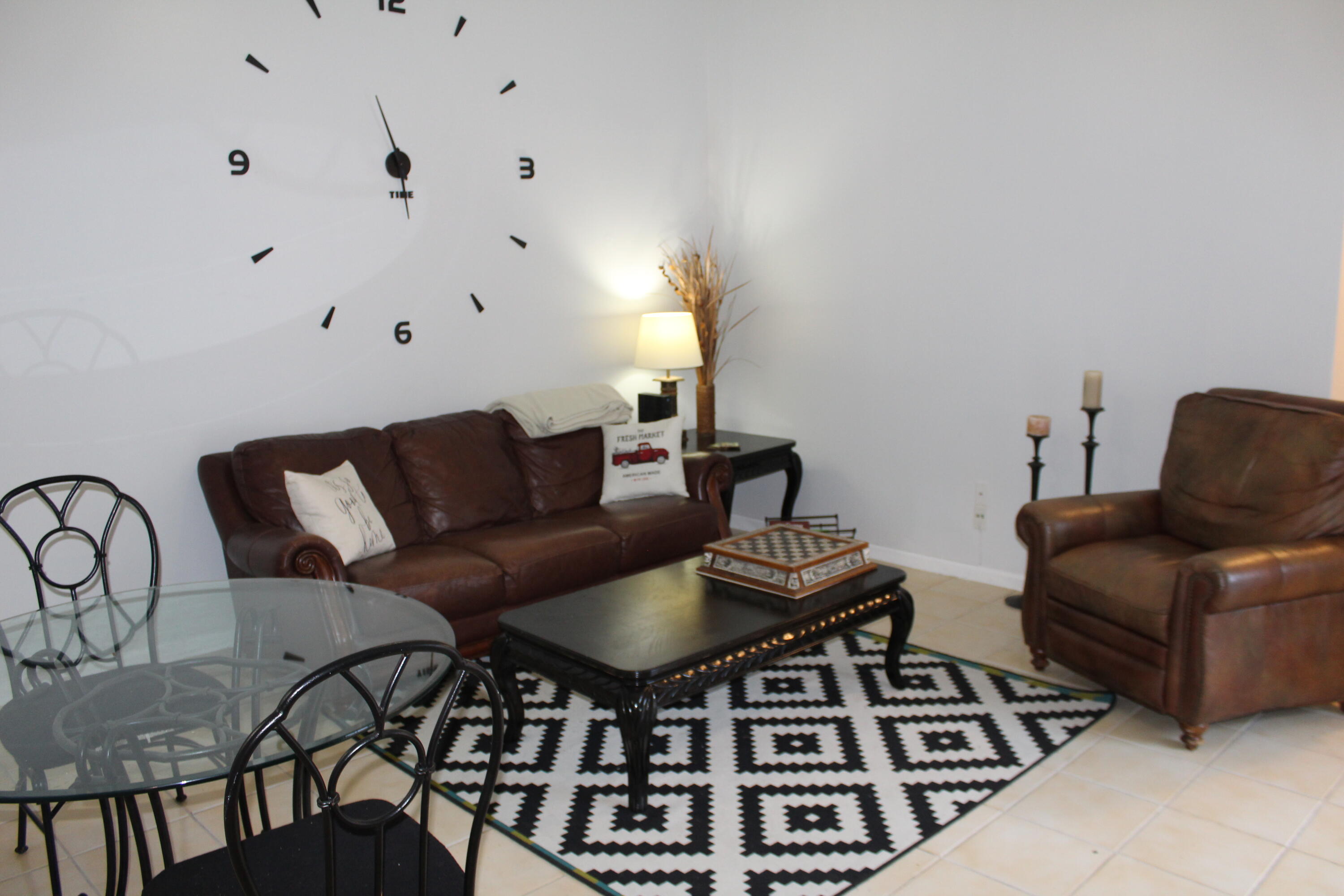 1509 Hawthorne Place Property Photo 4