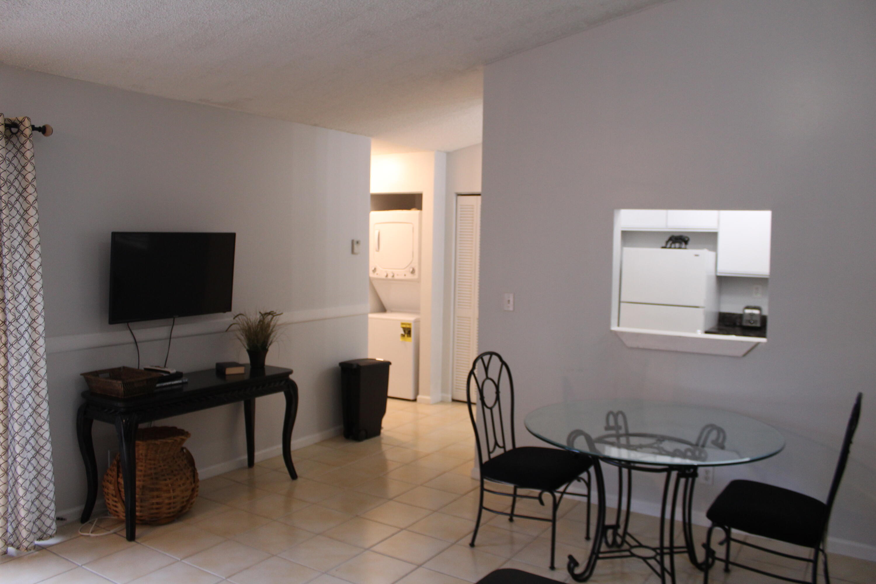 1509 Hawthorne Place Property Photo 5