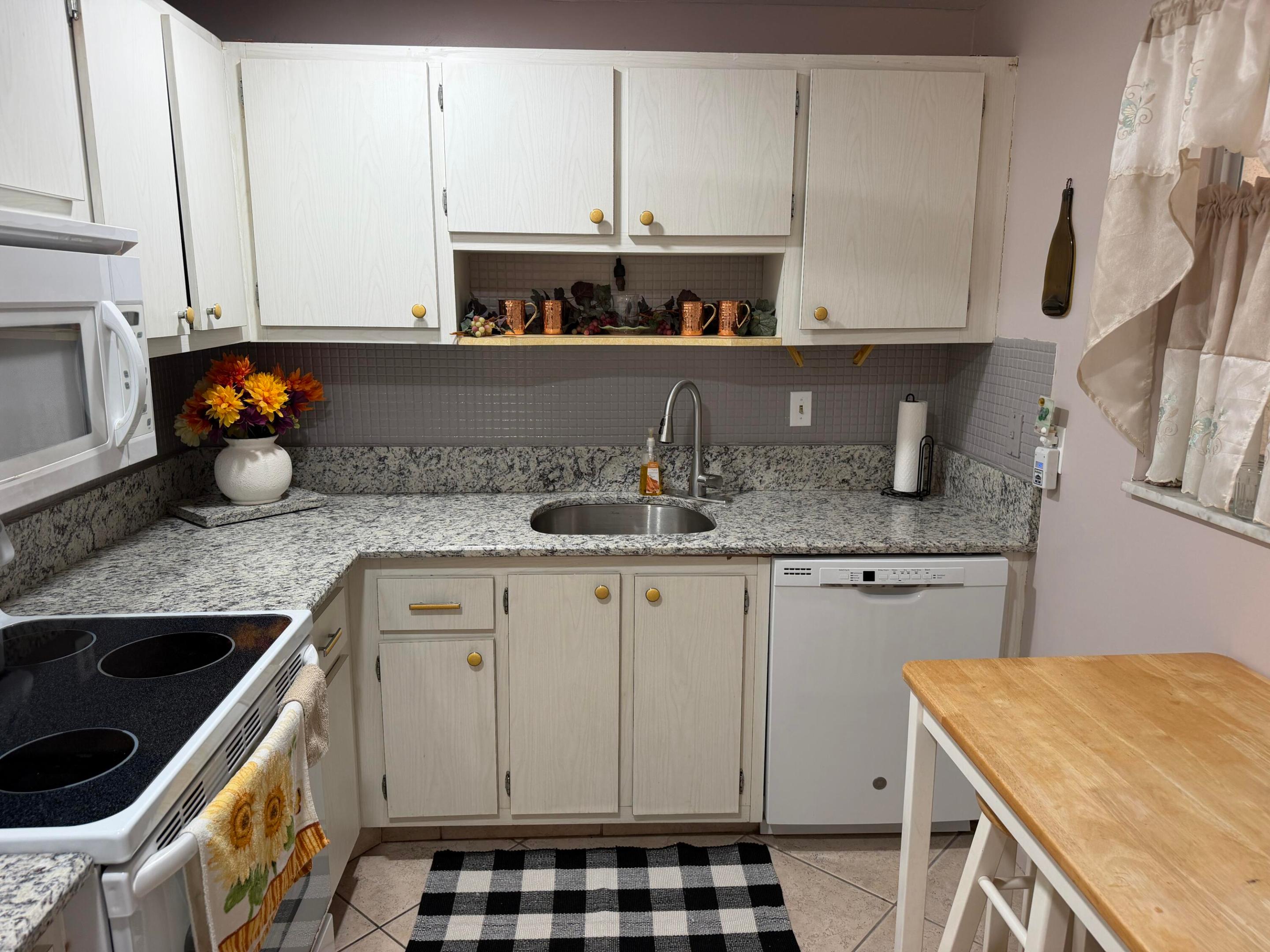 506 Davis Road 78 Property Photo 66