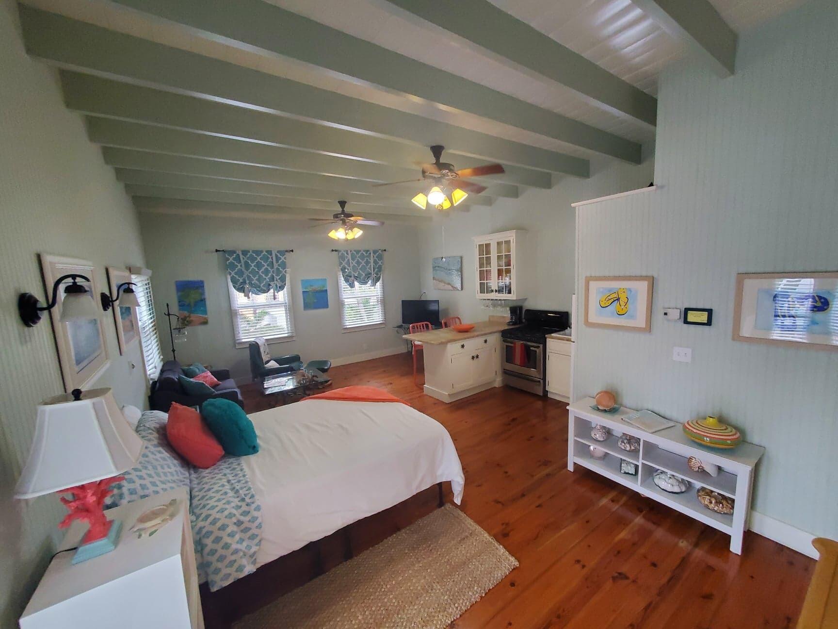 226 Ne 1st Avenue Key Lime Suite Property Photo 19