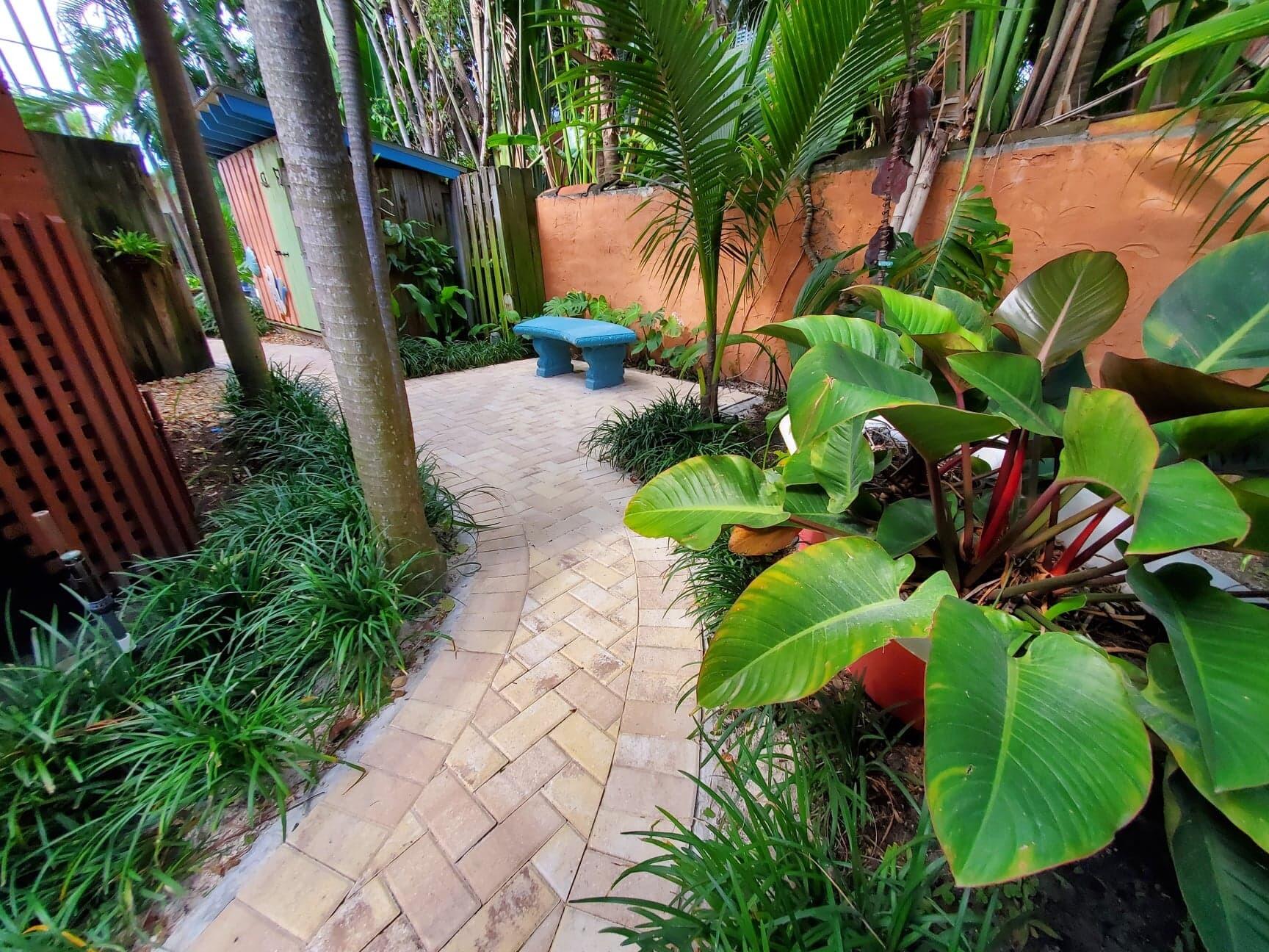 226 Ne 1st Avenue Coco Palm Ste Property Photo 38