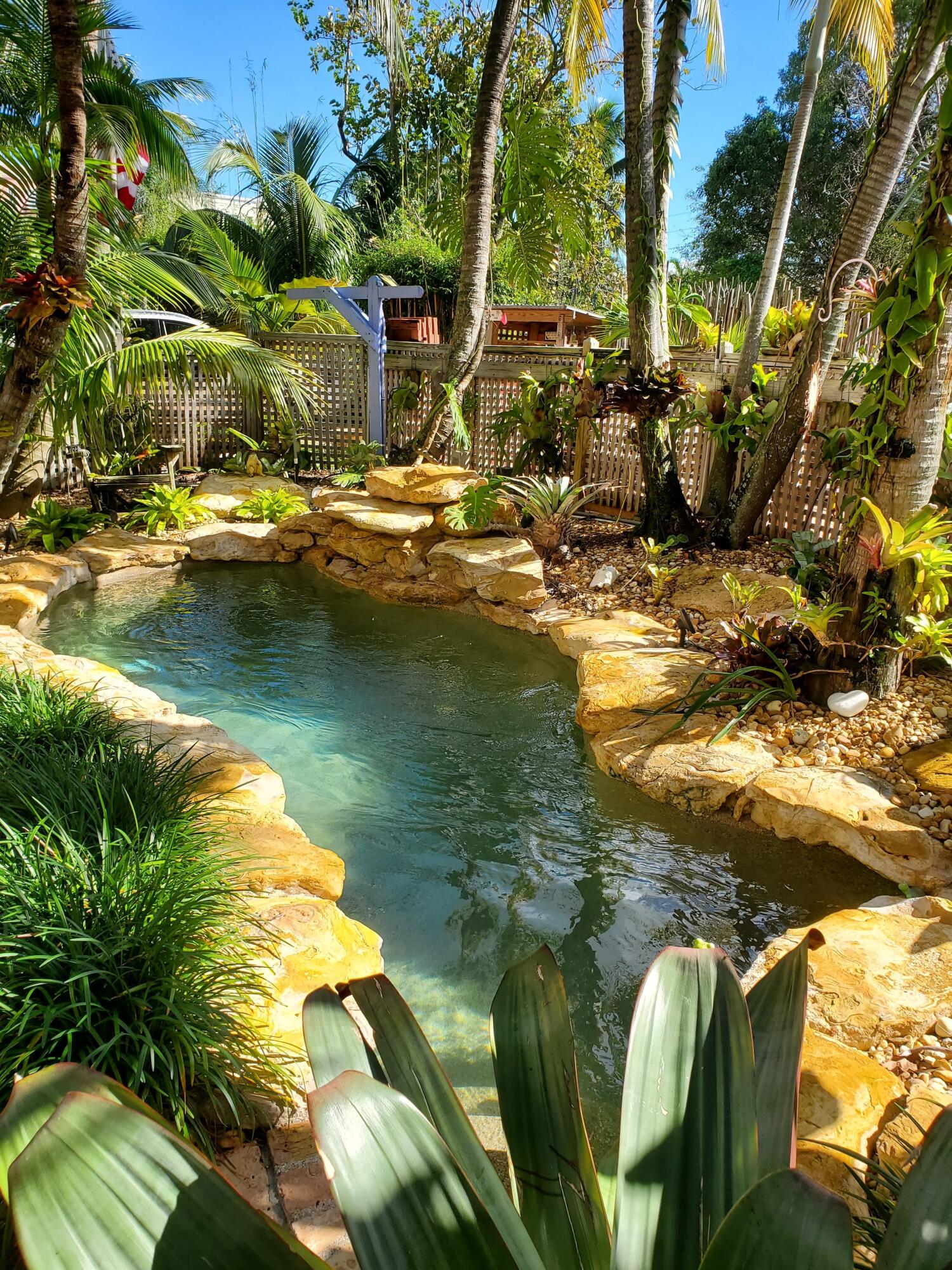 226 Ne 1st Avenue Coco Palm Ste Property Photo 43