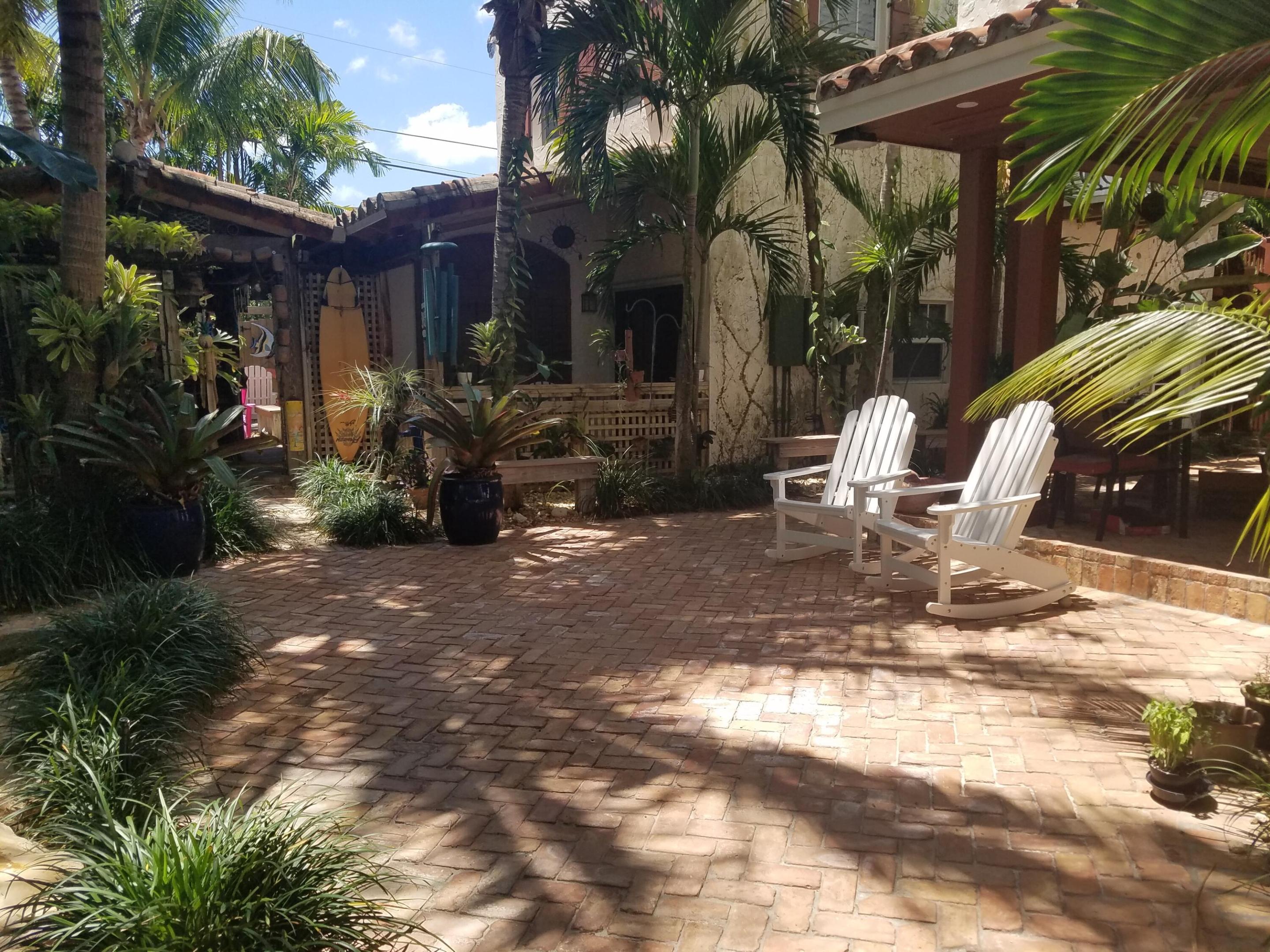 226 Ne 1st Avenue Coco Palm Ste Property Photo 54