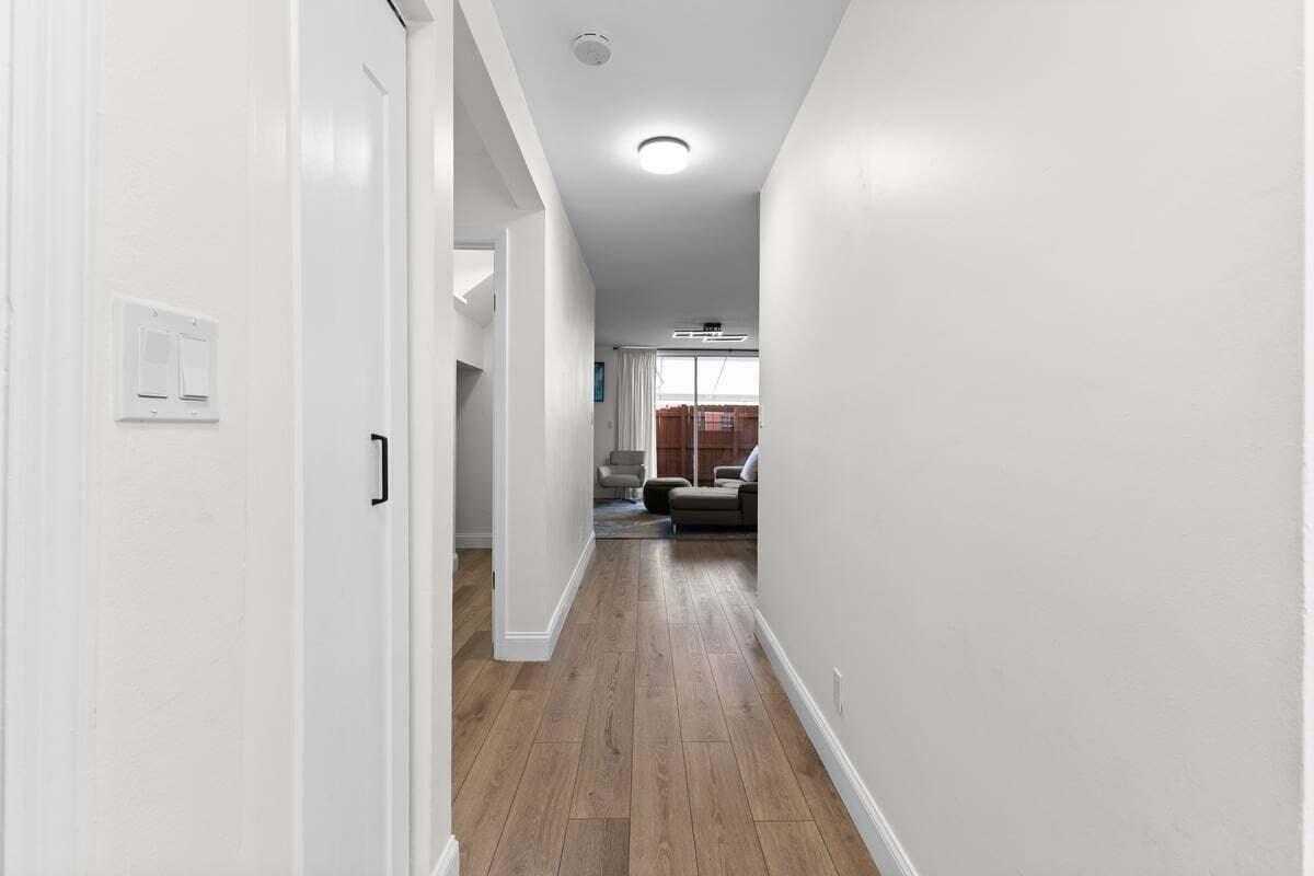 801 Ne 1st Street 8 Property Photo 3