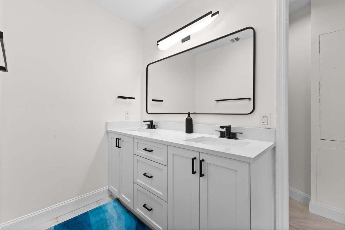 801 Ne 1st Street 8 Property Photo 17
