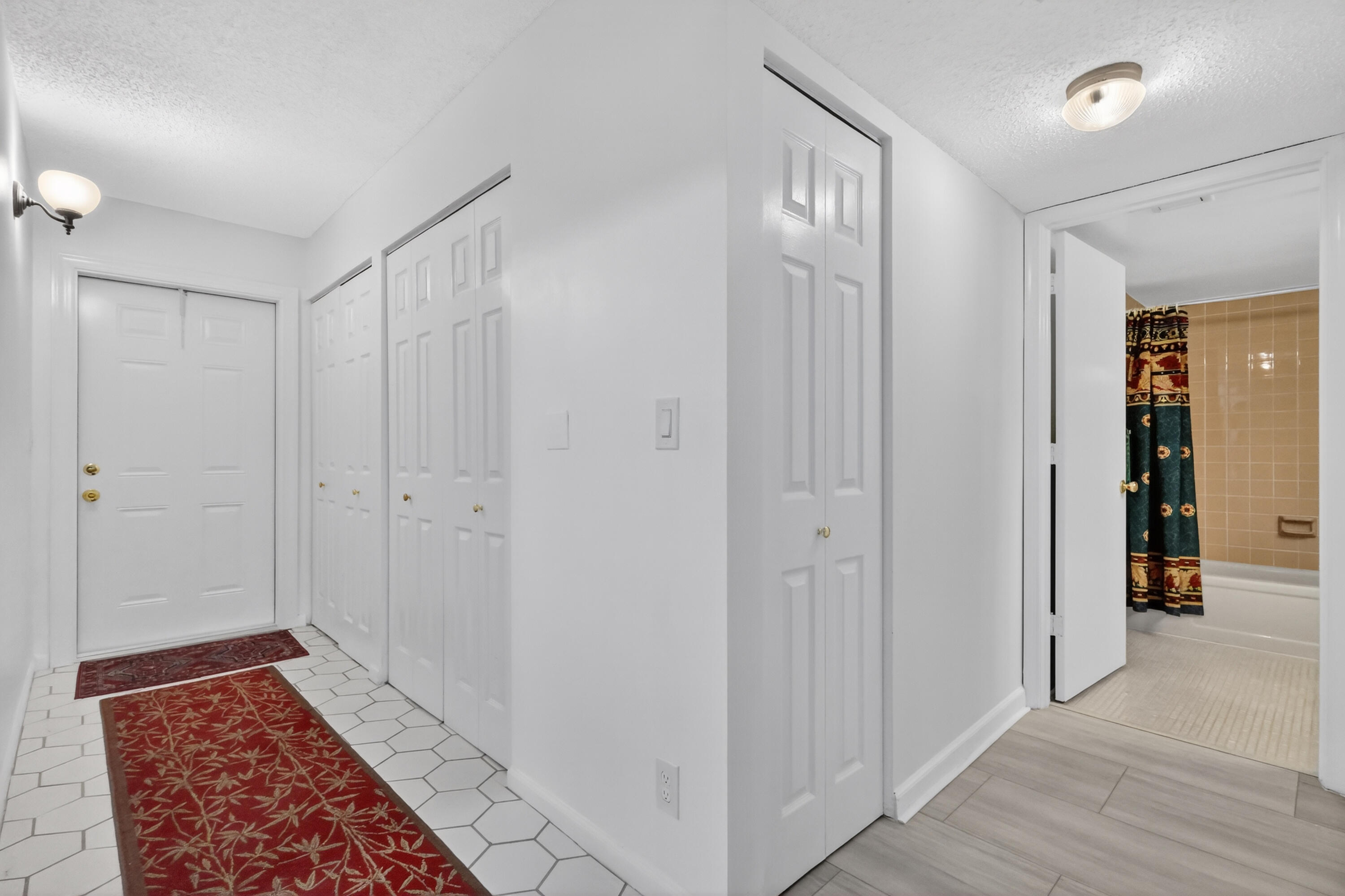 14575 Bonaire Boulevard 605 Property Photo 4