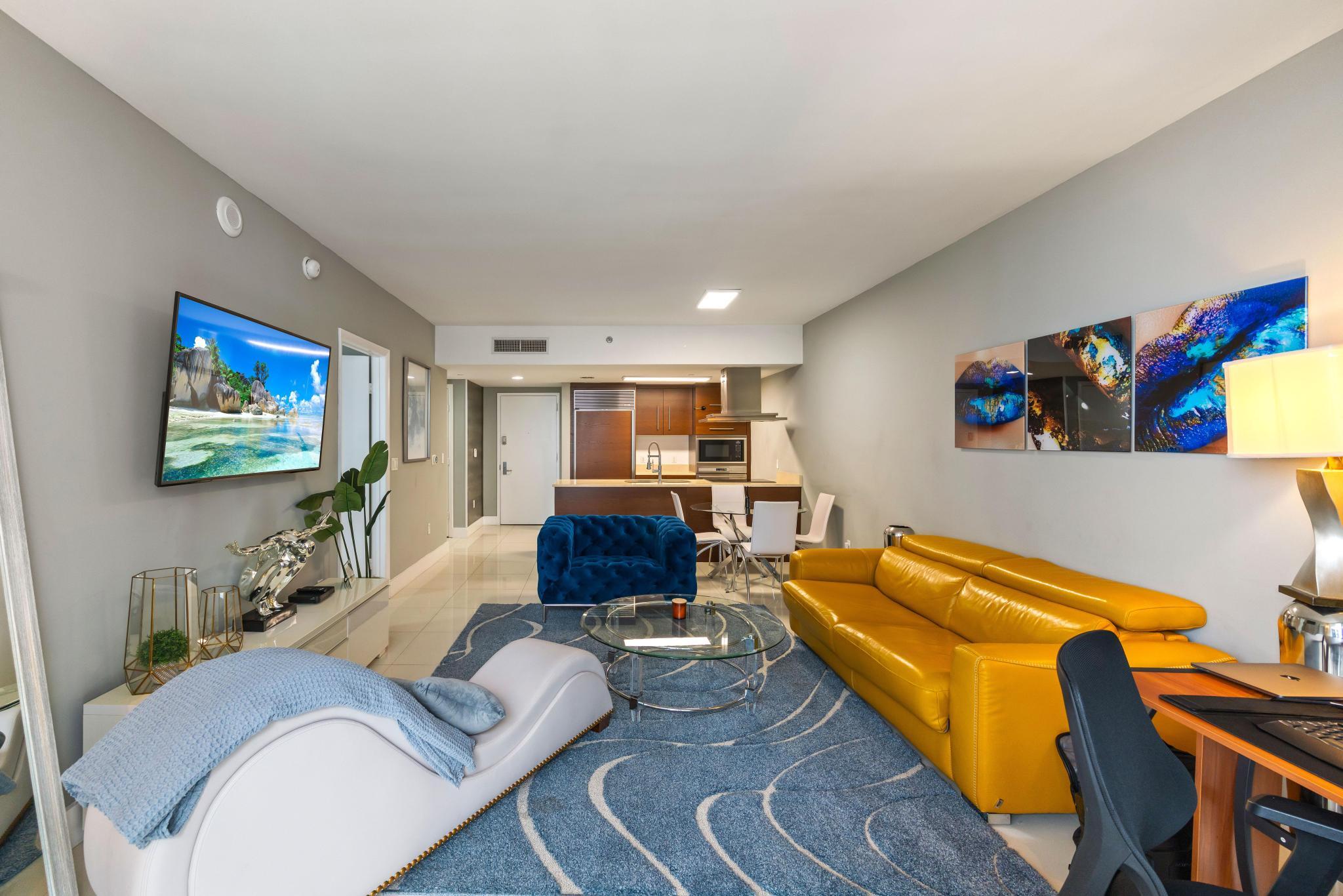 485 Brickell Avenue 2506 Property Photo 13