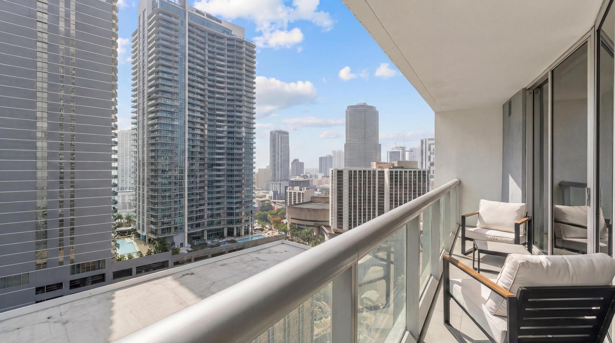485 Brickell Avenue 2506 Property Photo 14