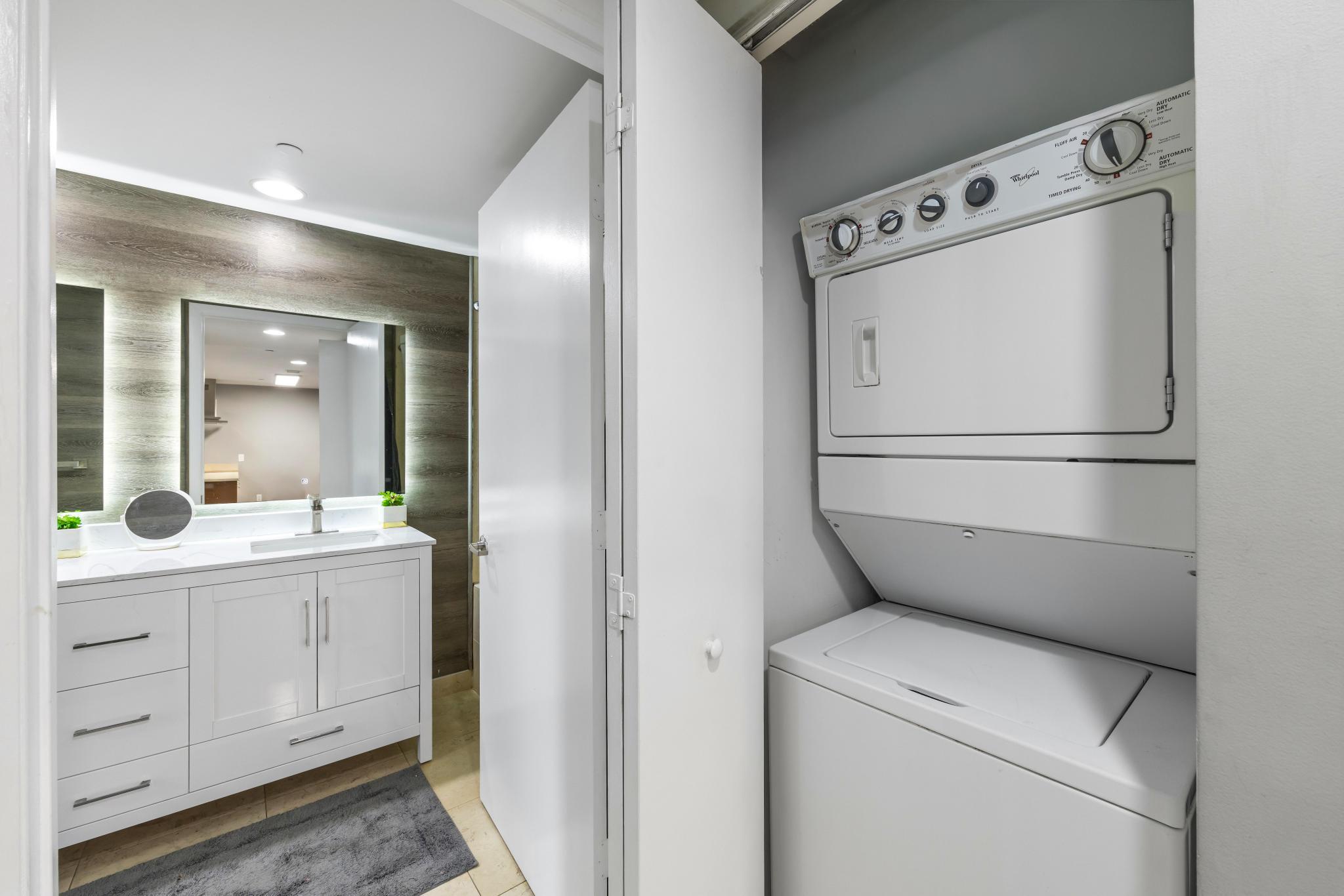 485 Brickell Avenue 2506 Property Photo 22