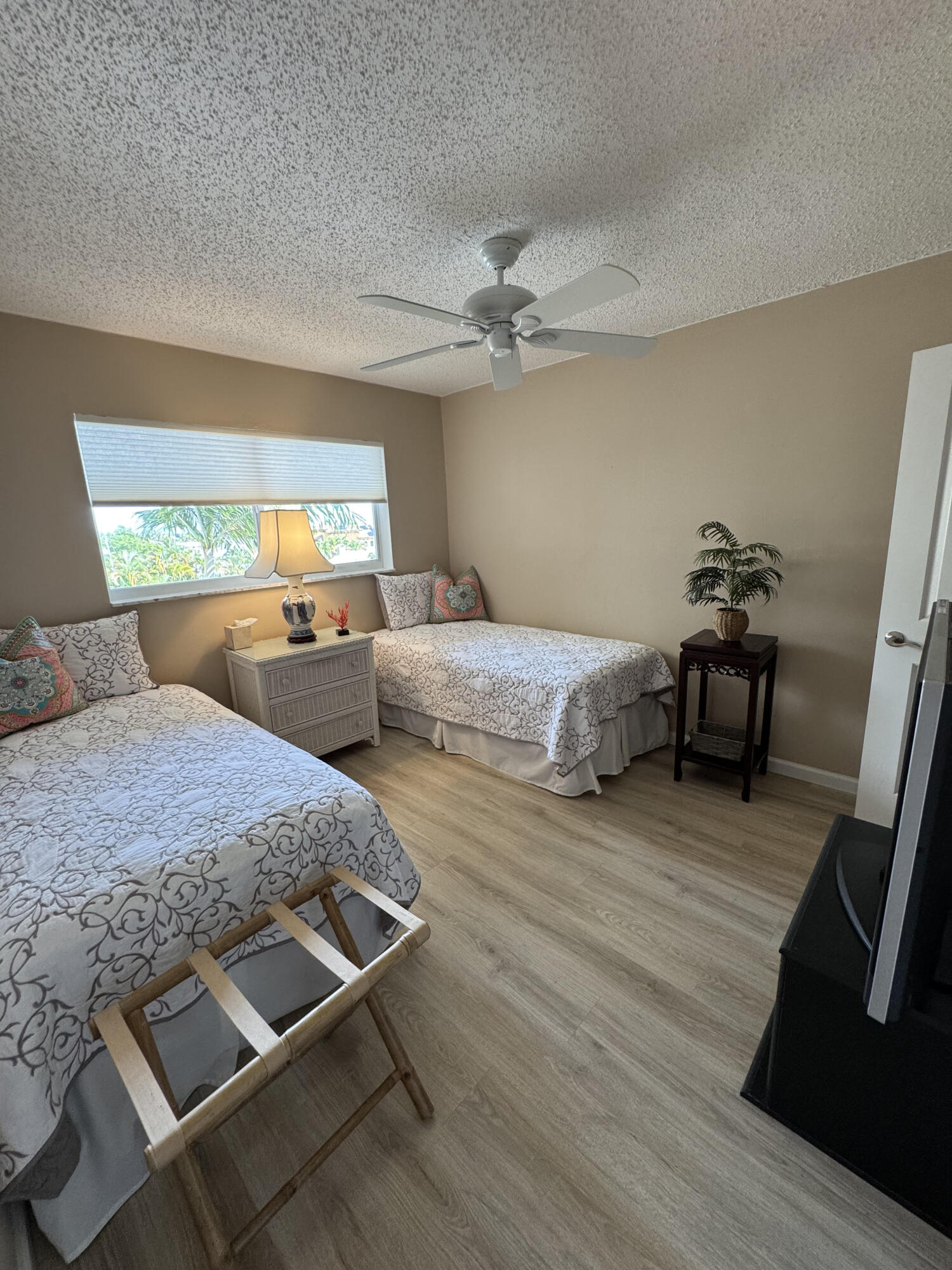 650 Snug Harbor Drive G407 Property Photo 33