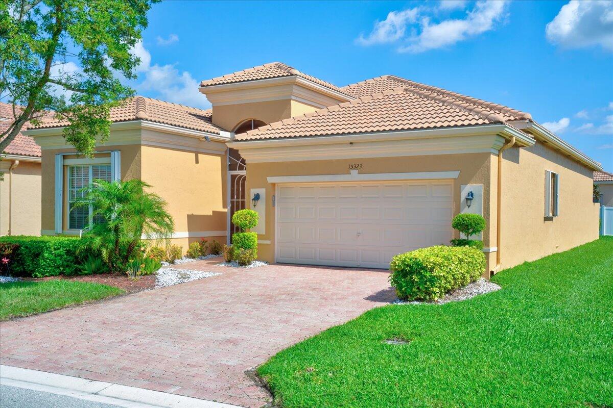 15323 Fiorenza Circle Property Photo 3