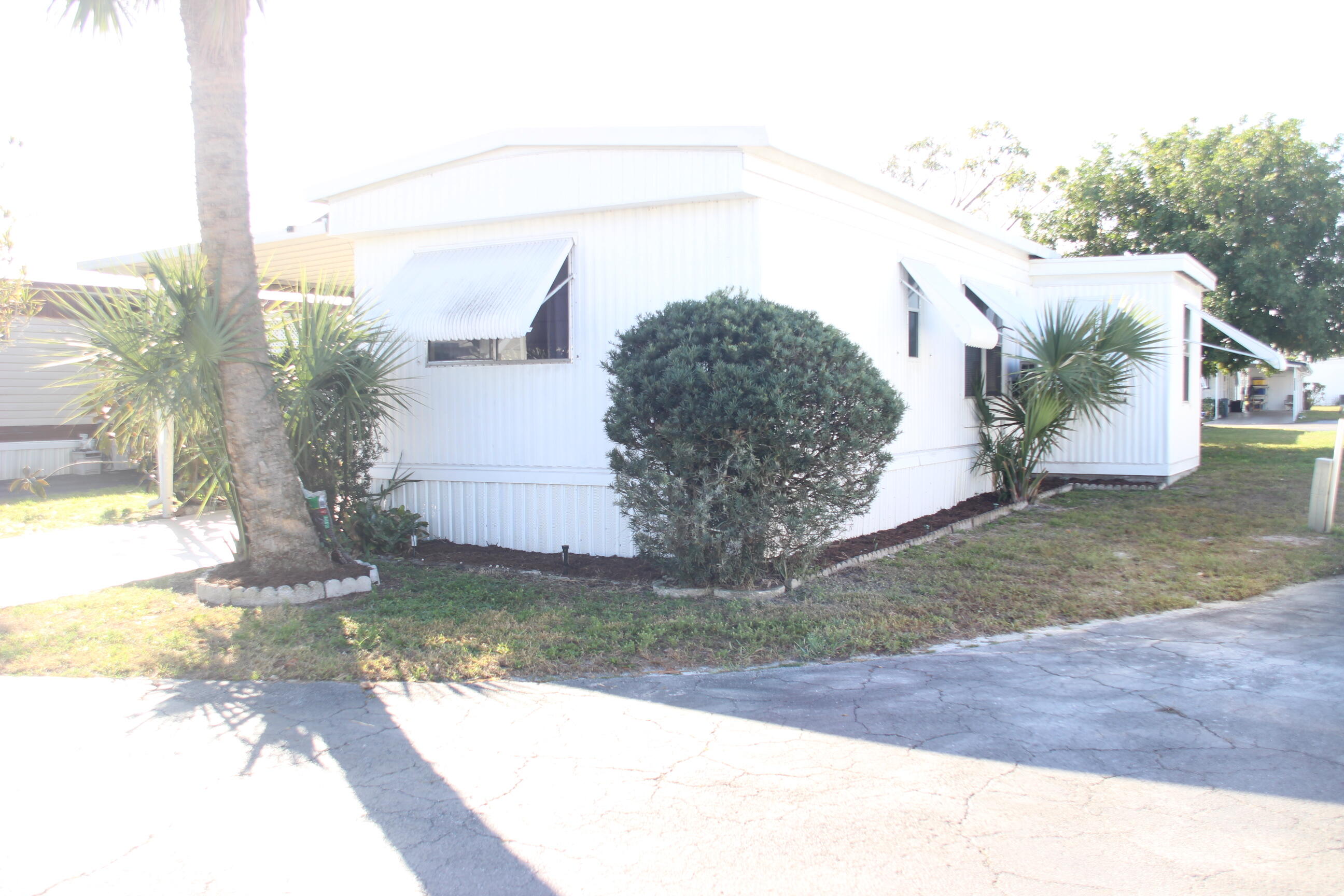 58009 Bahama Bay Property Photo 1