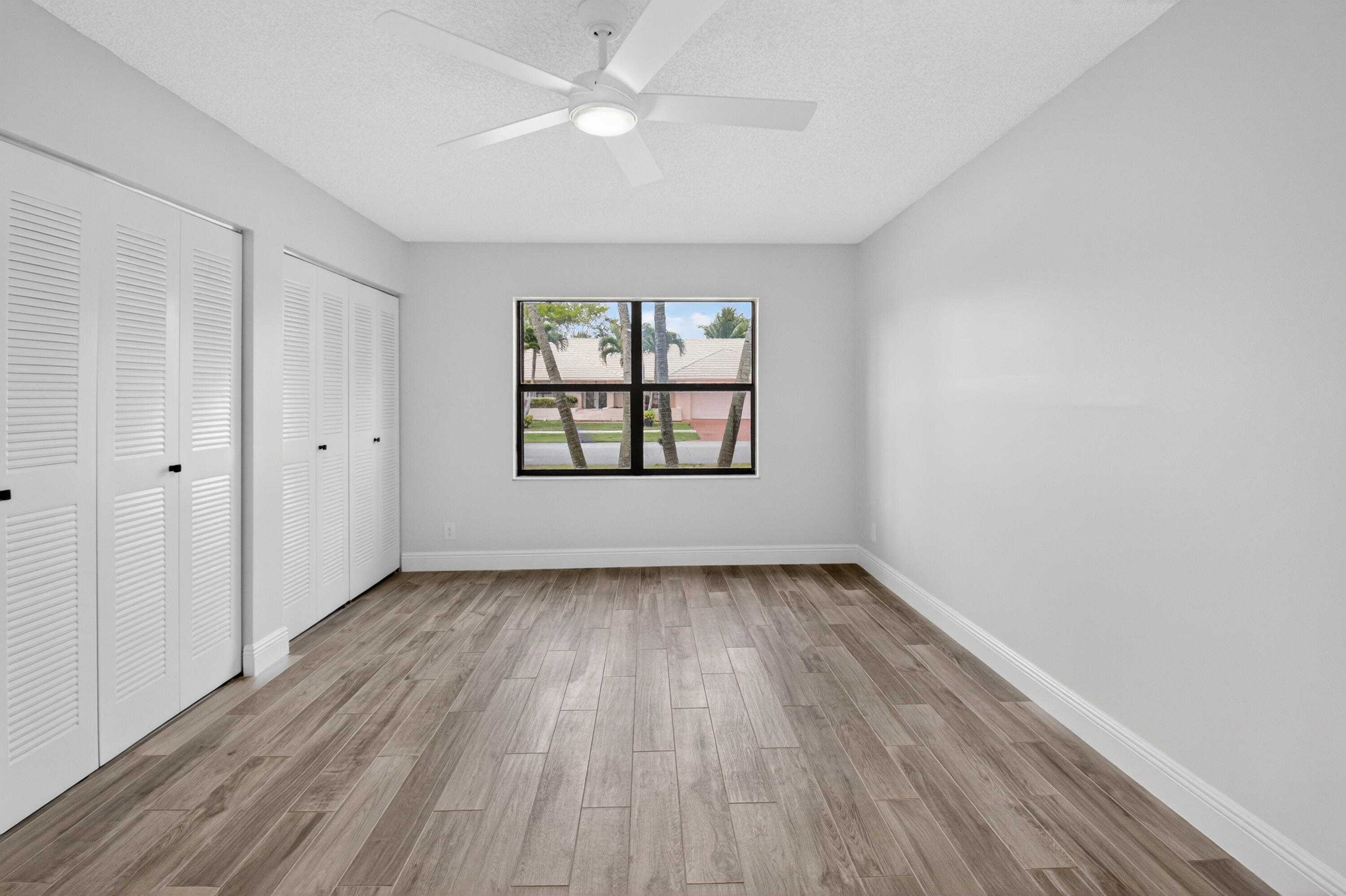9362 Laurel Green Drive Property Photo 20