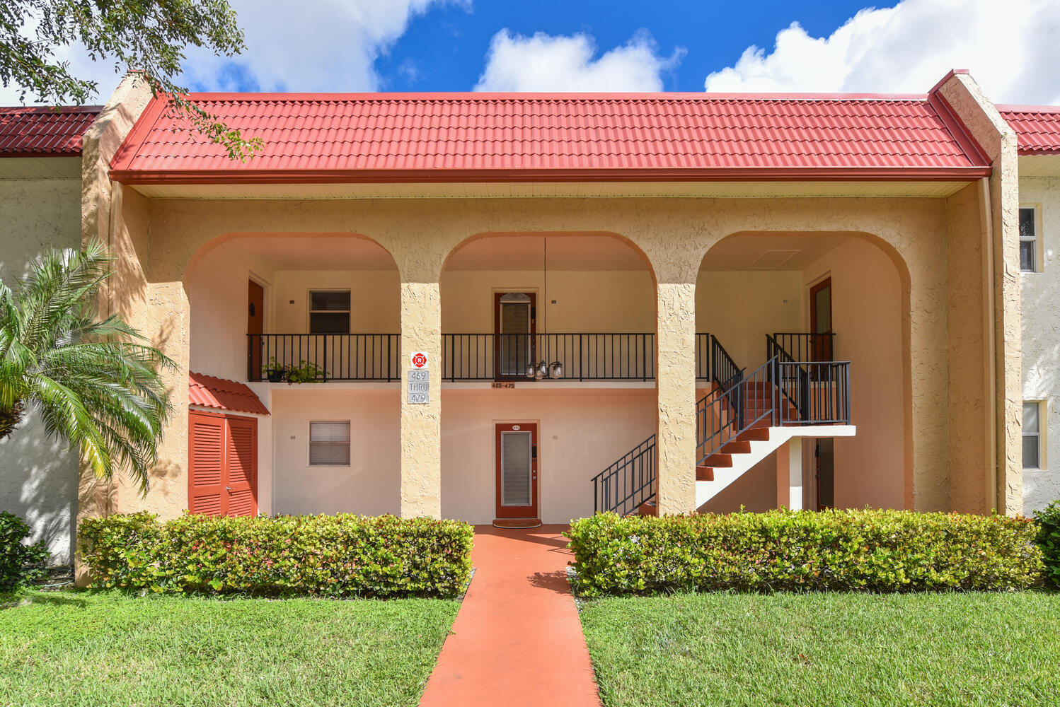 477 Lake Dora Drive Property Photo 1