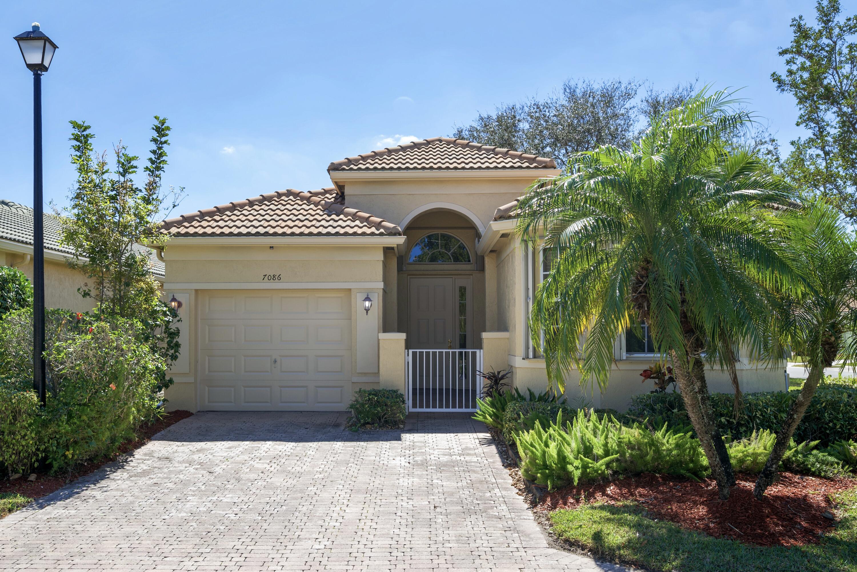 7086 Del Corso Lane Property Photo 1