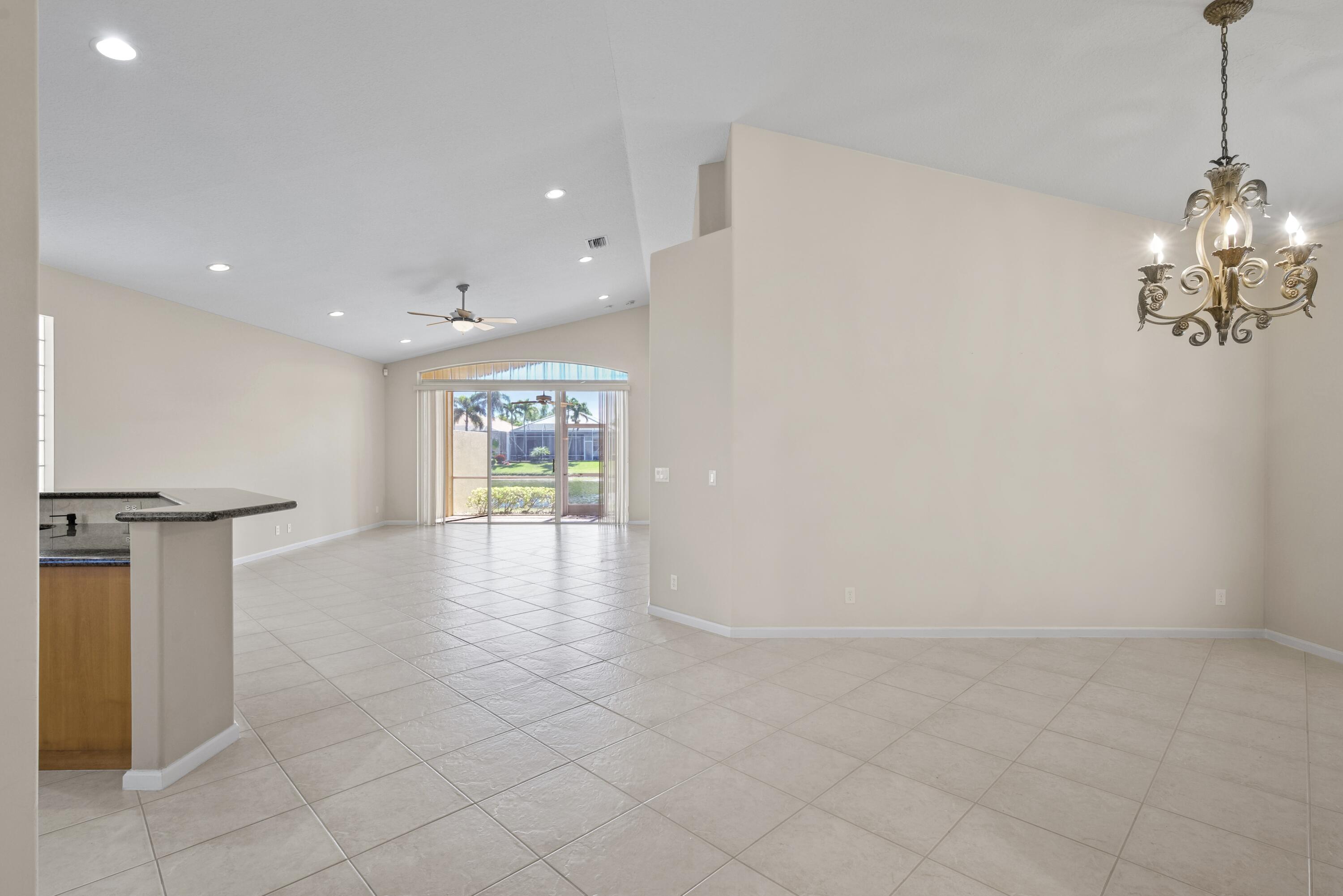 7086 Del Corso Lane Property Photo 12