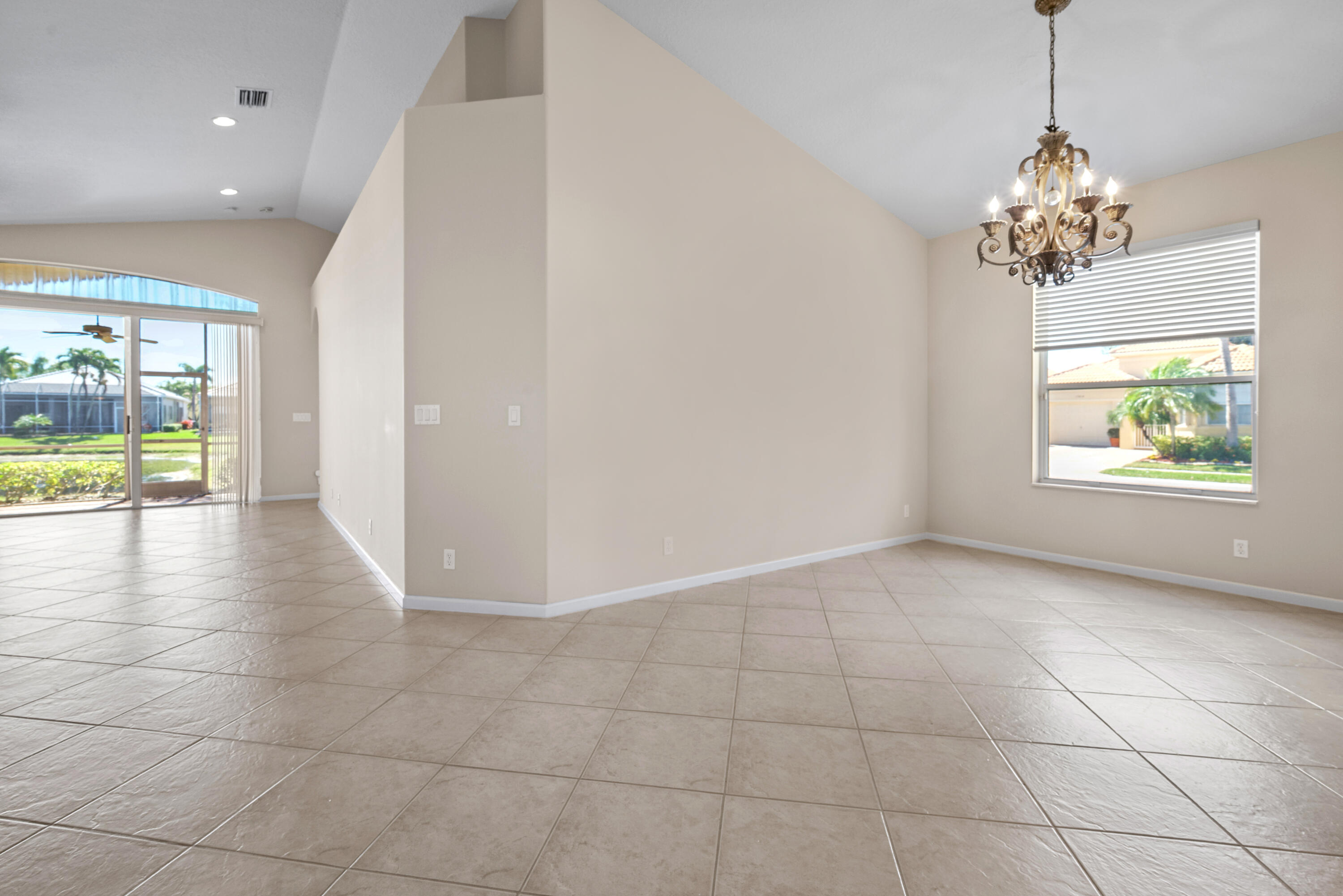 7086 Del Corso Lane Property Photo 13