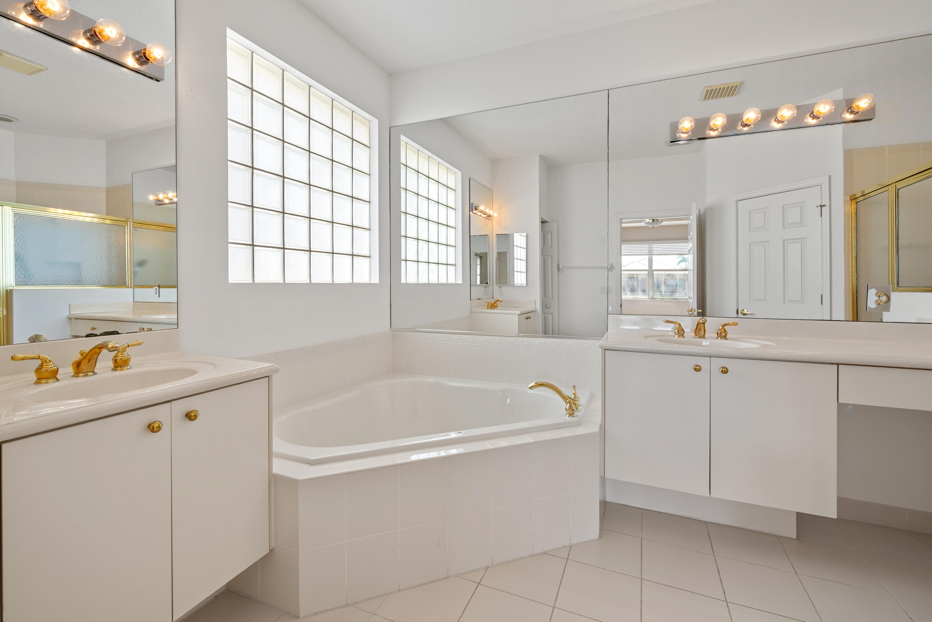 7086 Del Corso Lane Property Photo 40