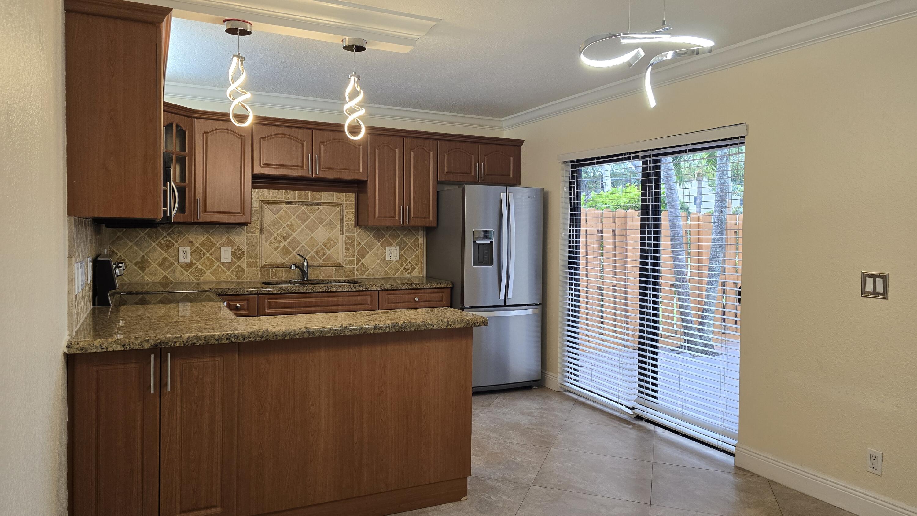 257 Lake Arbor Drive Property Photo 5