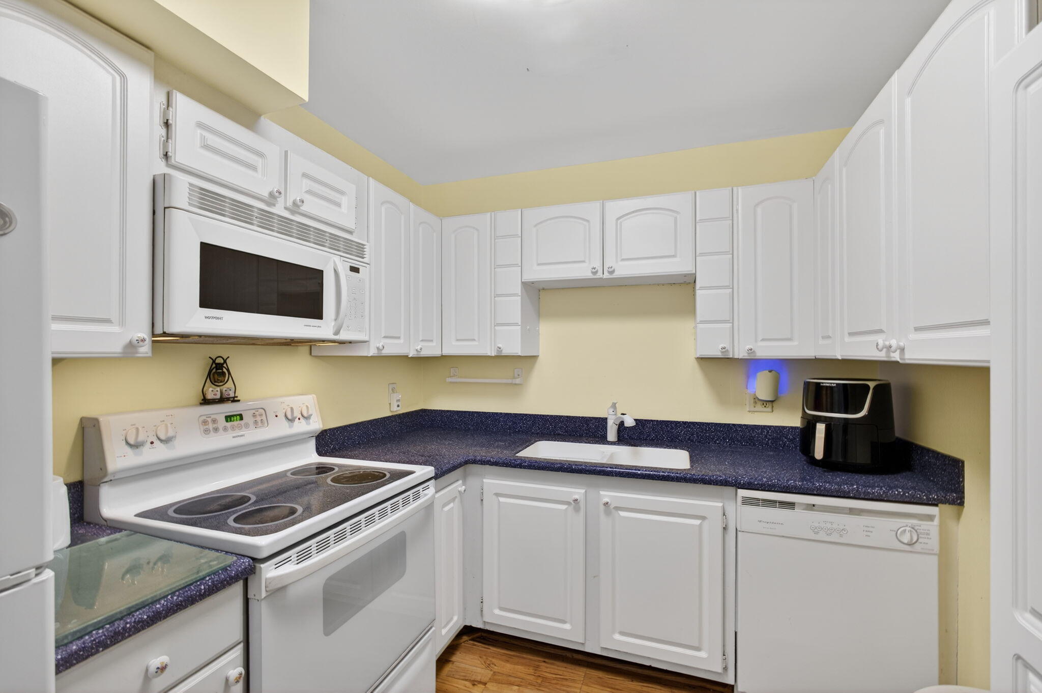 336 Golfview Road 207 Property Photo 10