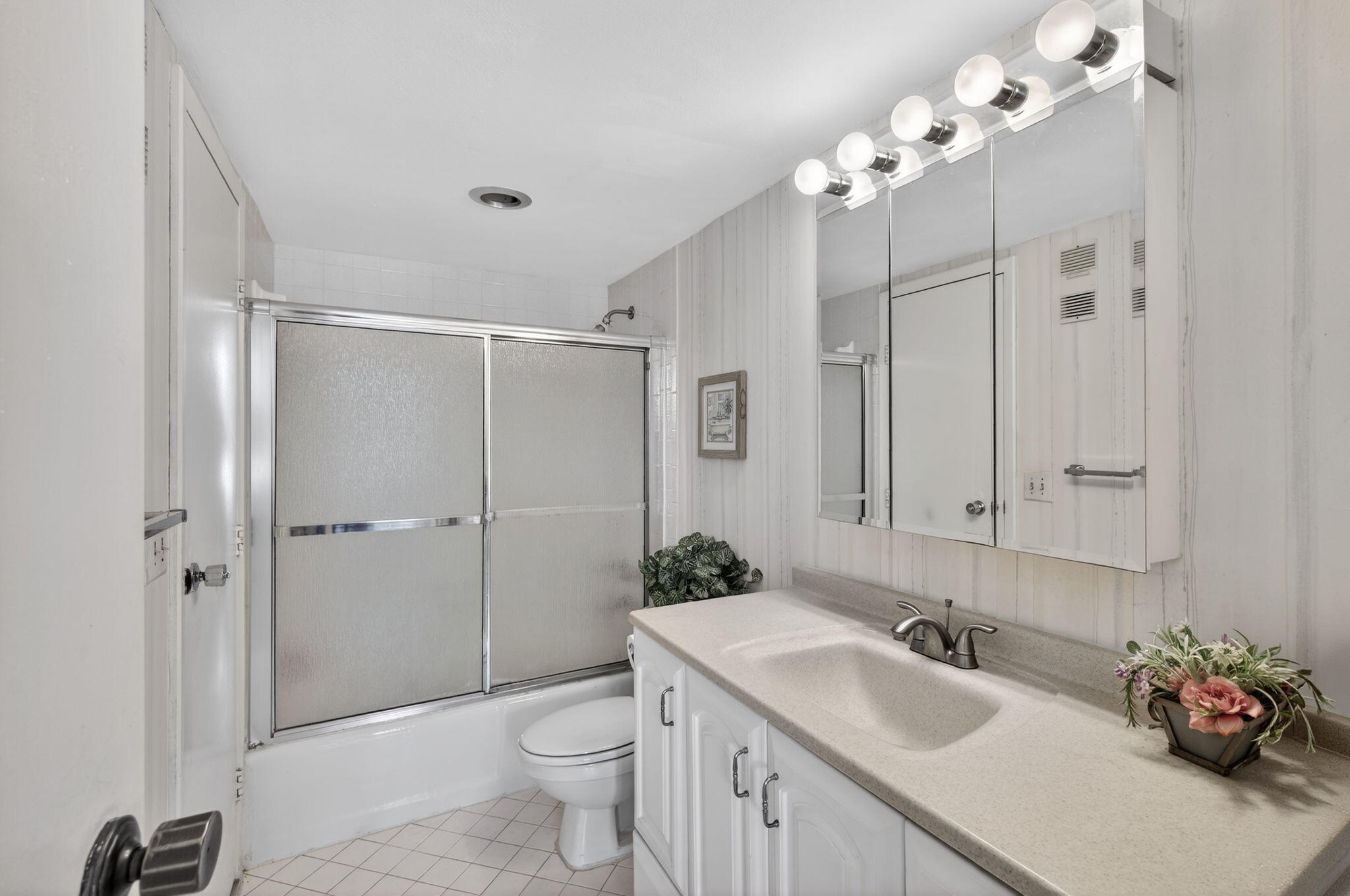336 Golfview Road 207 Property Photo 17