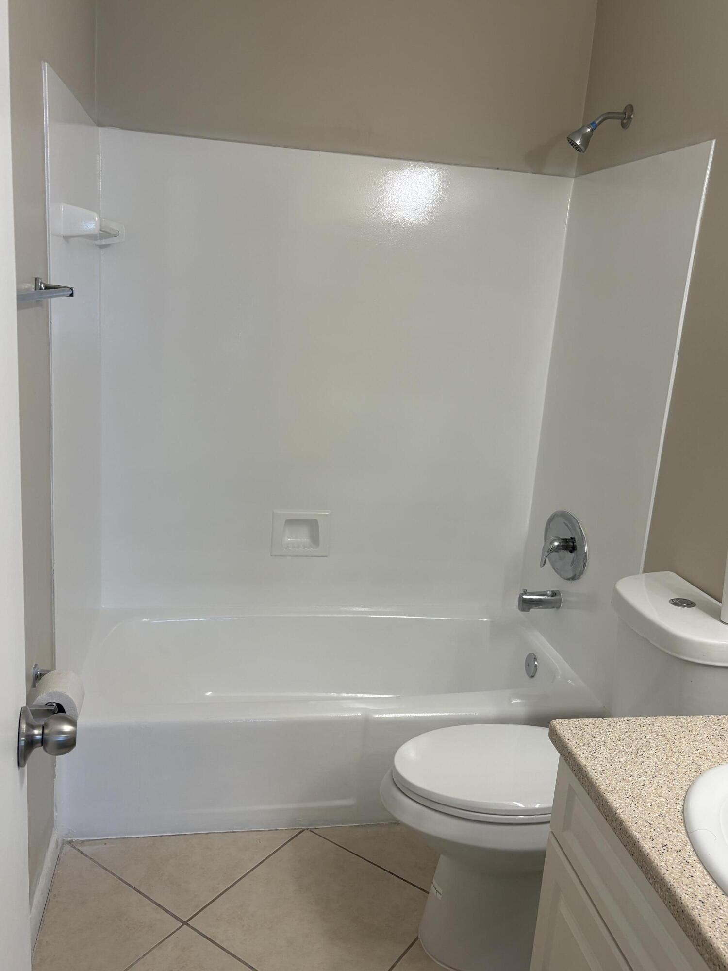 2011 Oleander Boulevard C Property Photo 8