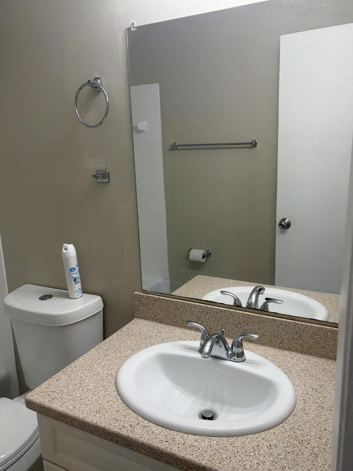2011 Oleander Boulevard C Property Photo 9