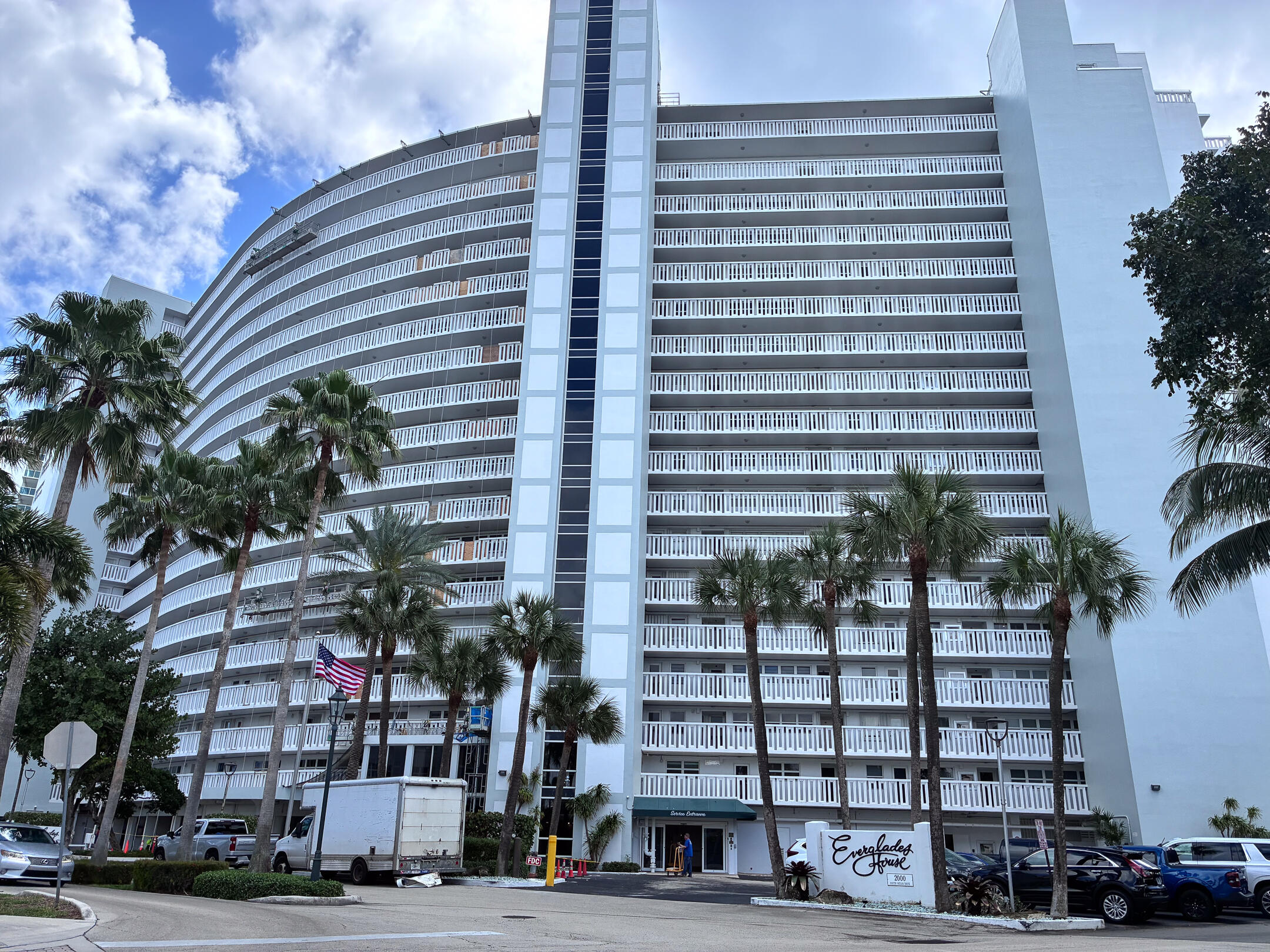 2000 S Ocean Drive 810 Property Photo 7