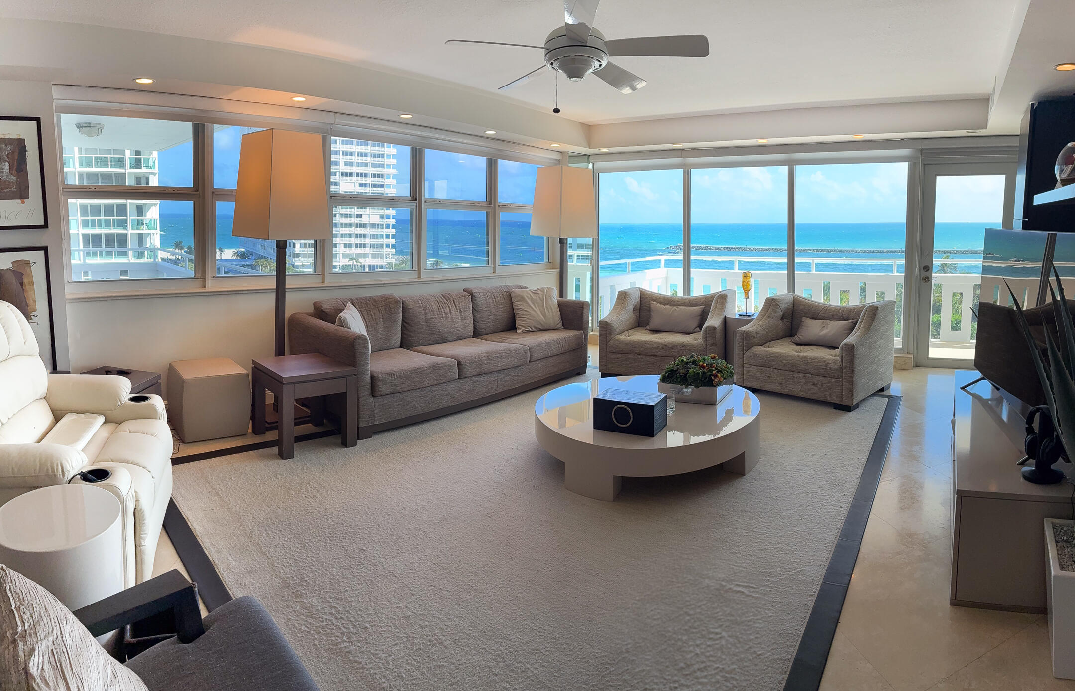 2000 S Ocean Drive 810 Property Photo 26